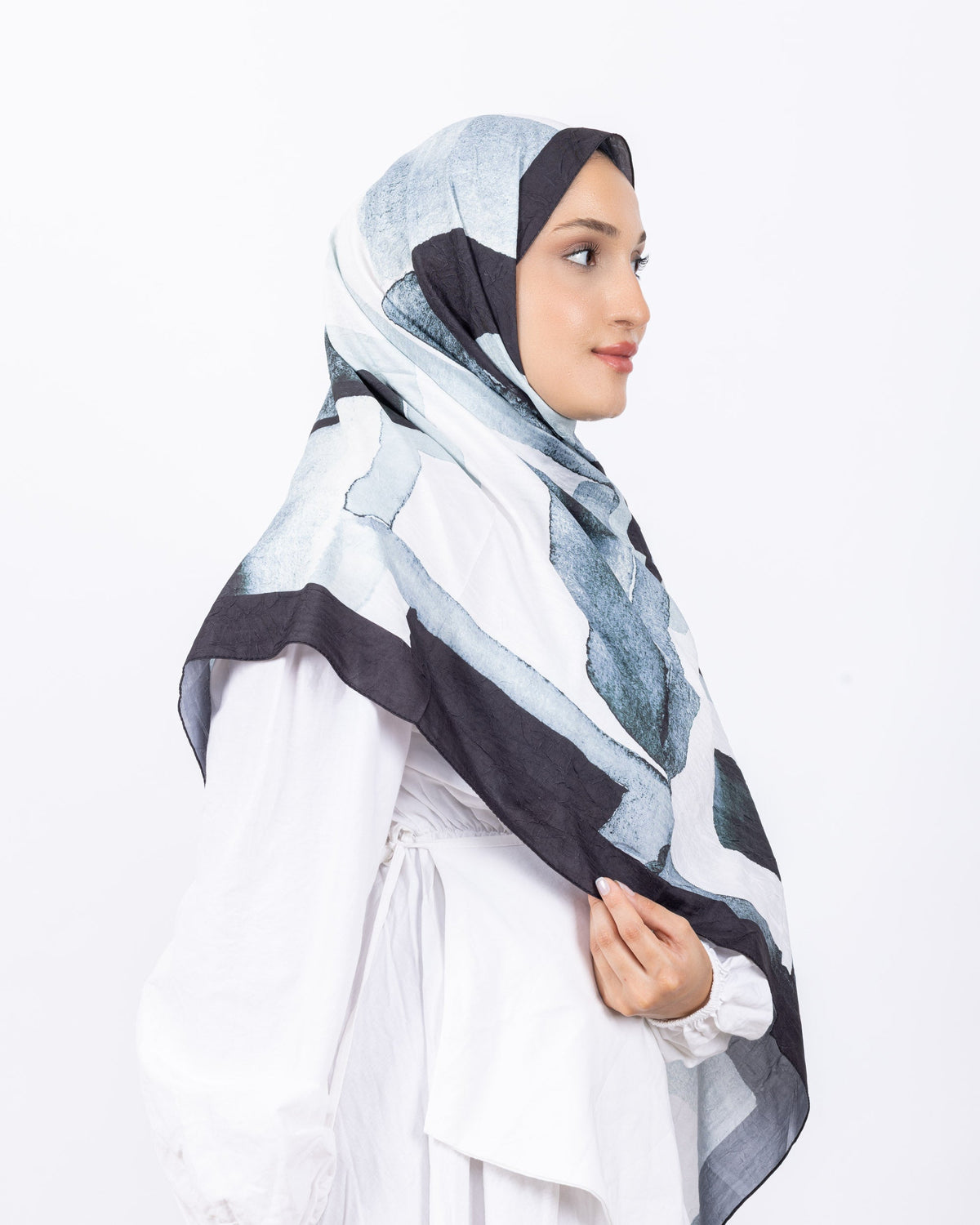 Mikro Bambu Kraş Şal D026 Siyah-Su Yeşili, 75 × 185 cm şal – görsel 3