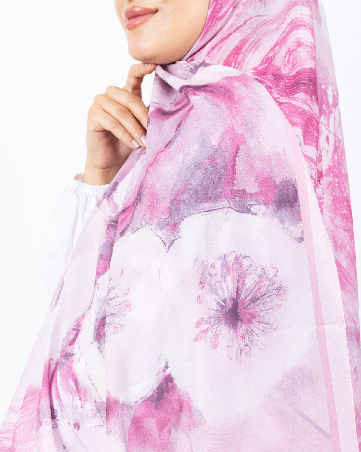 Fransız İpeği D018 Pembe, çiçekli desenli, 75 × 185 cm şal – görsel 4