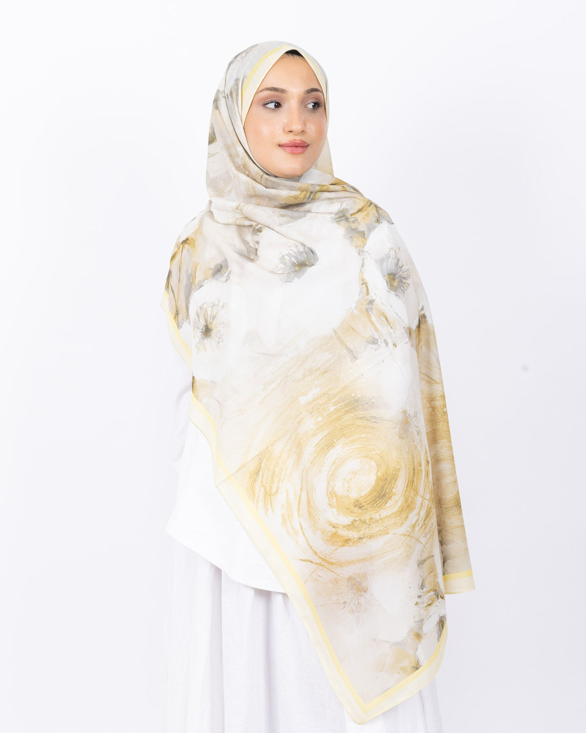 Fransız İpeği D018 Sarı, çiçekli desenli, 75 × 185 cm şal – görsel 2
