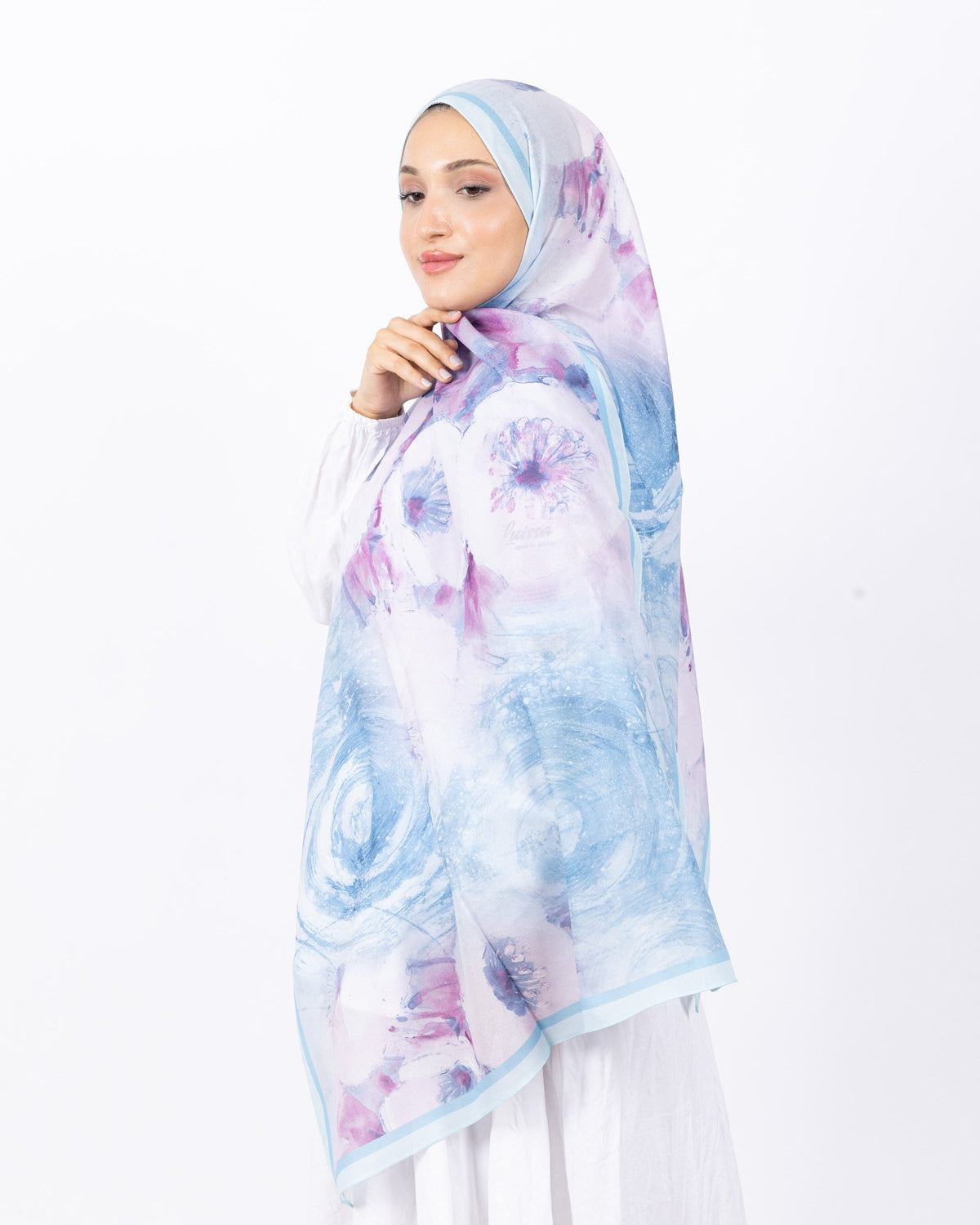 Fransız İpeği D018 Mavi, çiçekli desenli, 75 × 185 cm şal – görsel 2