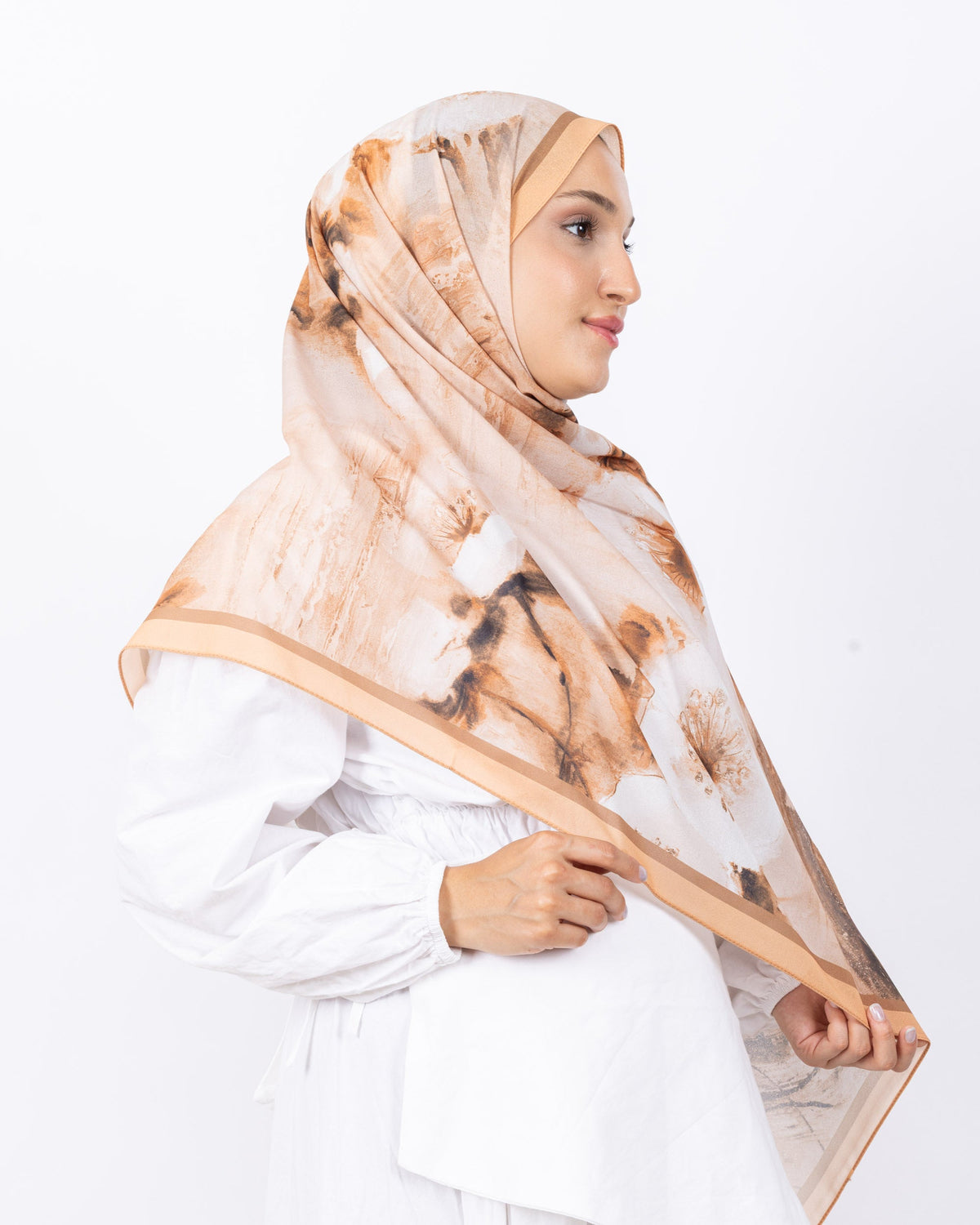 Fransız İpeği D018 Hardal Sarısı, çiçekli desenli, 75 × 185 cm şal – görsel 4