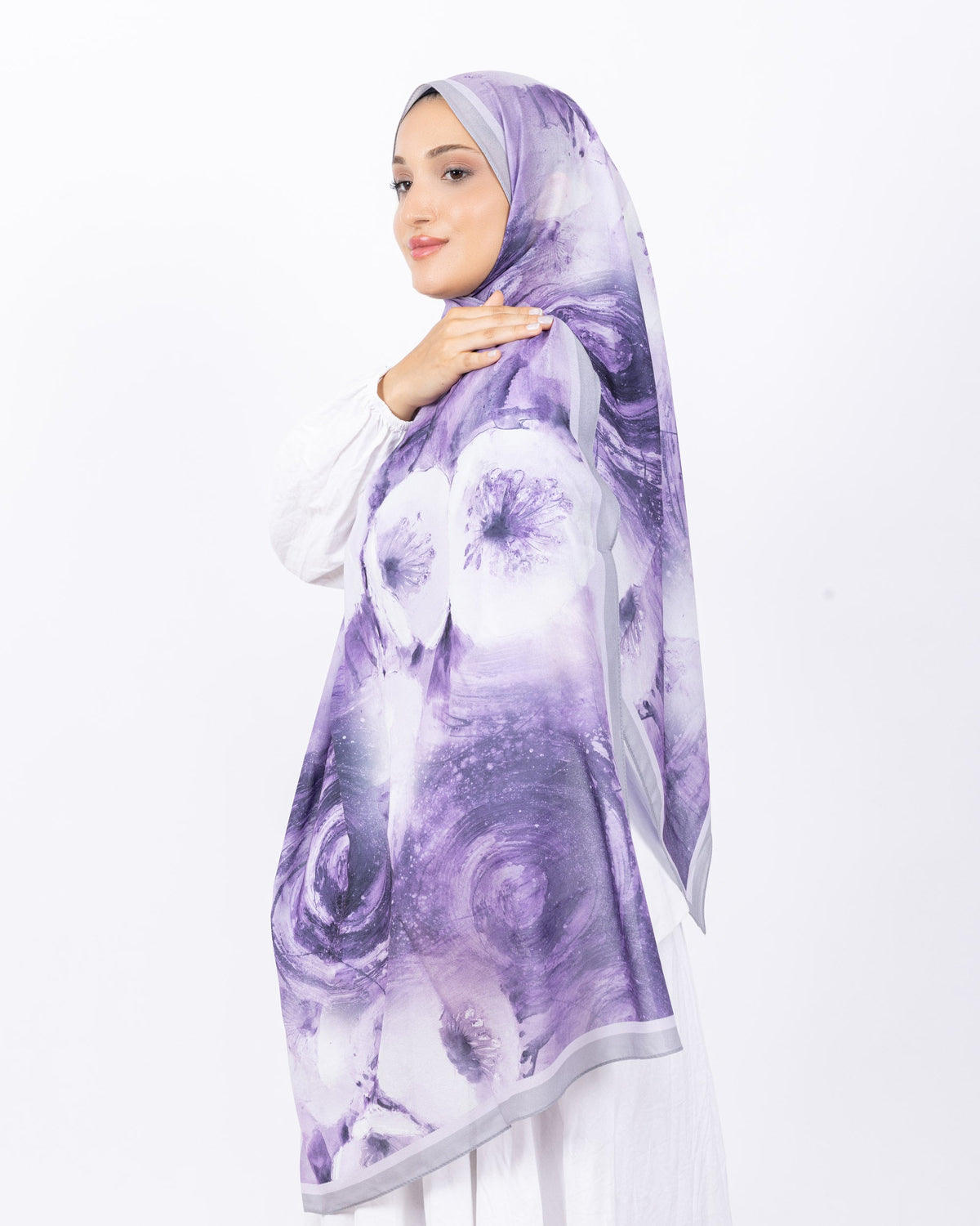 Fransız İpeği D018 Gri-Lila, çiçekli desenli, 75 × 185 cm şal – görsel 3