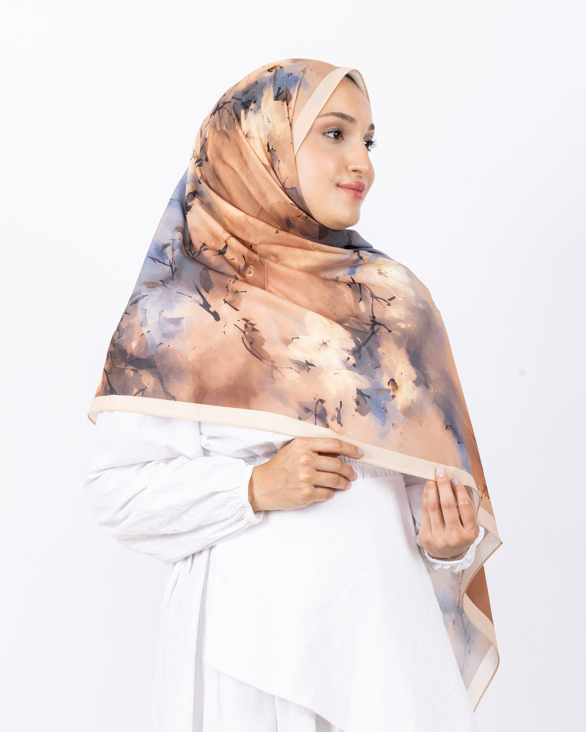 Fransız İpeği D017 Somon, çiçekli desenli, 75 × 185 cm şal – görsel 4