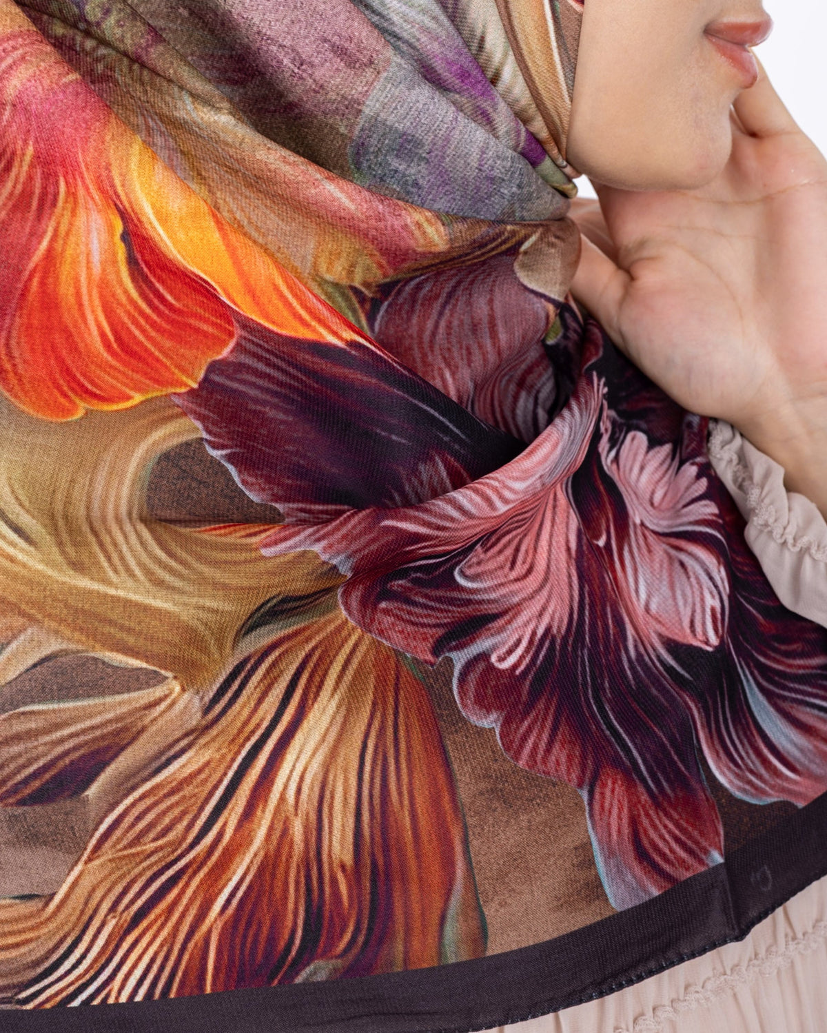 Mikro Soft Şal D003 Siyah, çiçekli desenli, 75 × 185 cm şal – görsel 4