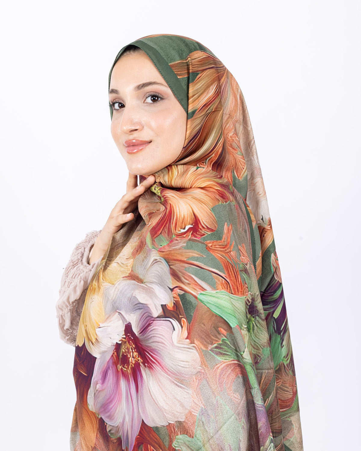 Mikro Soft Şal D003 Haki Yeşili, çiçekli desenli, 75 × 185 cm şal – görsel 2