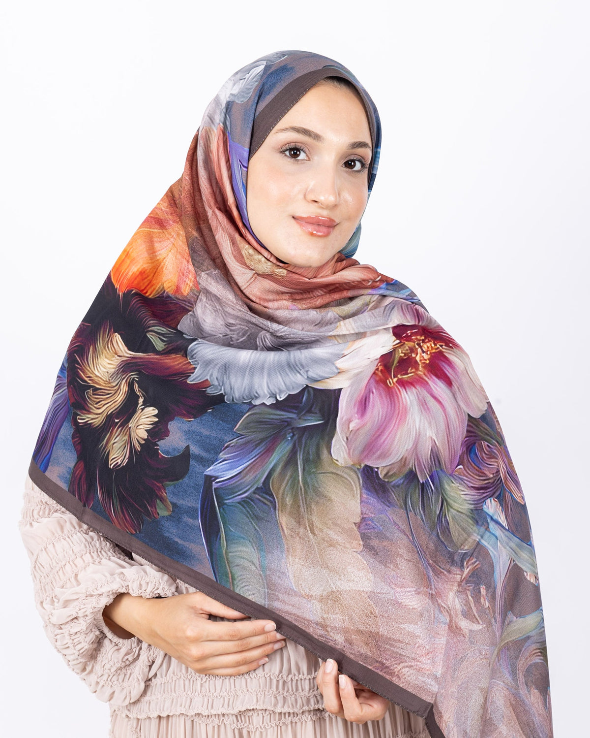 Mikro Soft Şal D003 Kahverengi, çiçekli desenli, 75 × 185 cm şal – görsel 3