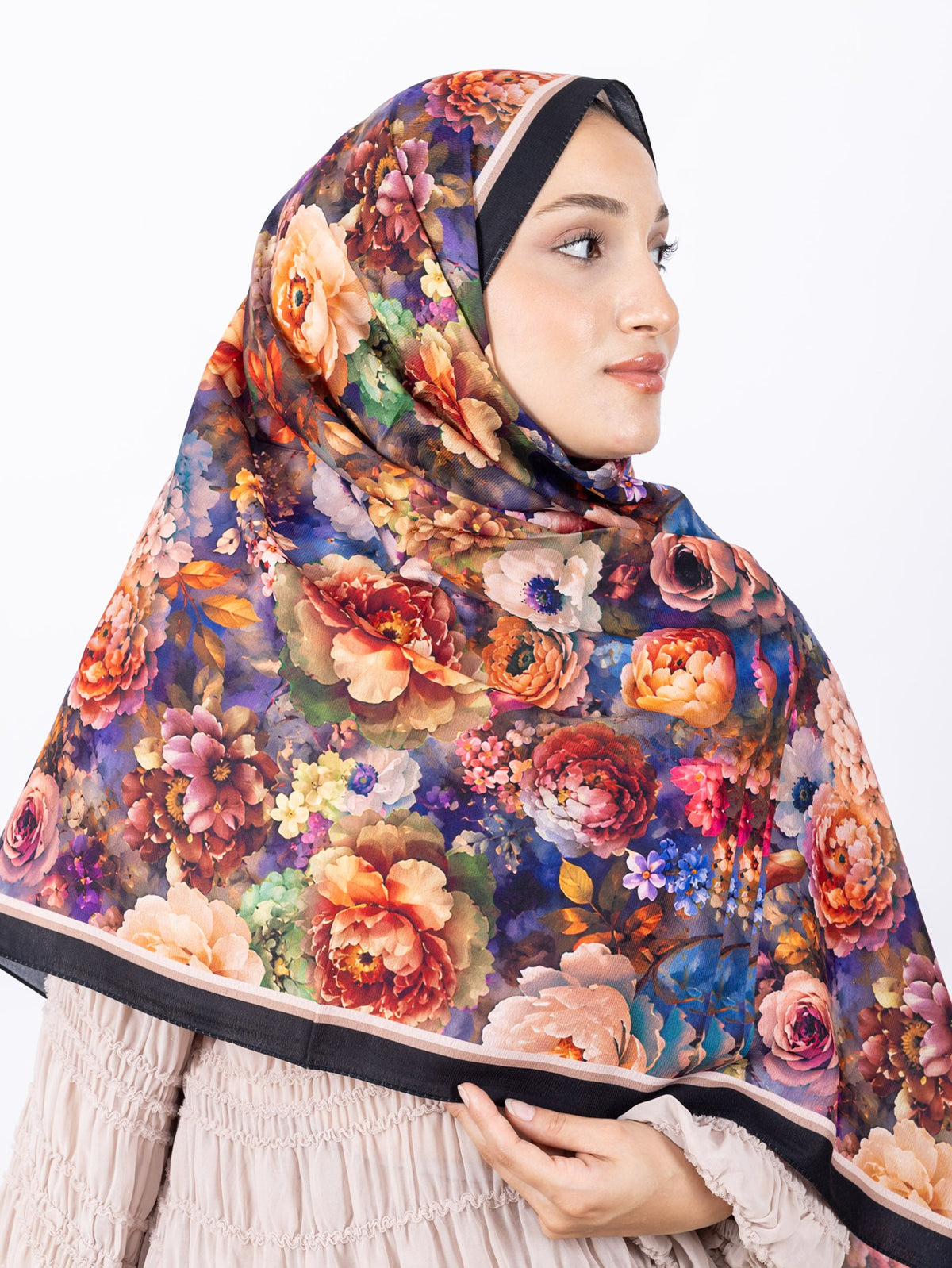 Mikro Soft Şal D001 Siyah-Yeşil, çiçekli desenli, 75 × 185 cm şal – görsel 3