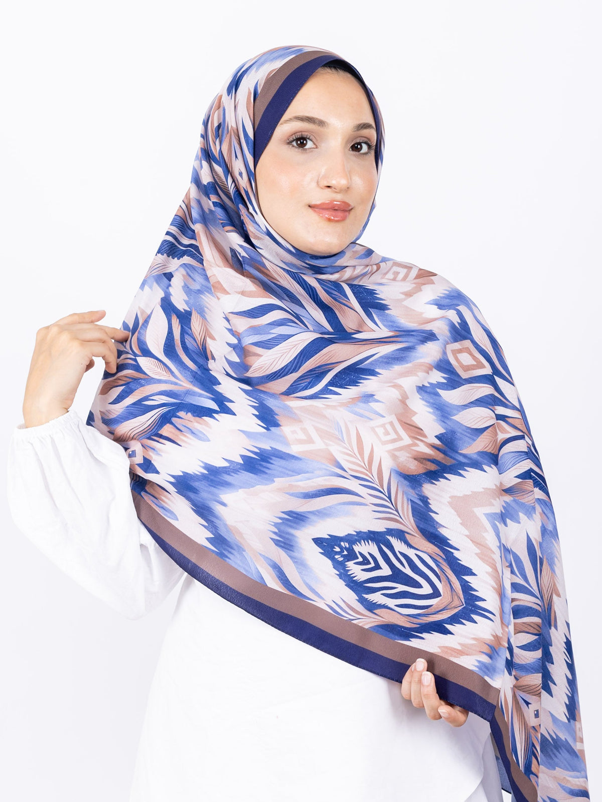 Mikro Soft Şal D008 Lacivert, çiçekli desenli, 75 × 185 cm şal – görsel 3