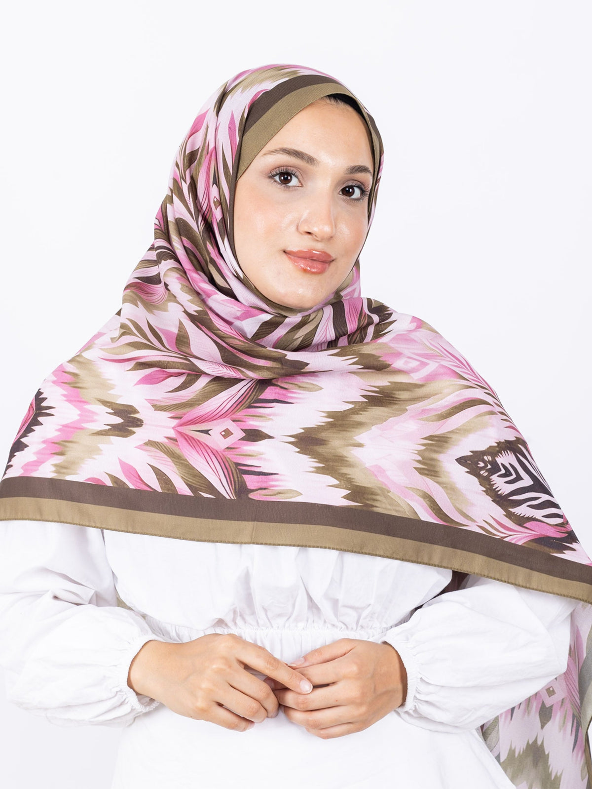 Mikro Soft Şal D008 Haki Yeşil, çiçekli desenli, 75 × 185 cm şal – görsel 3