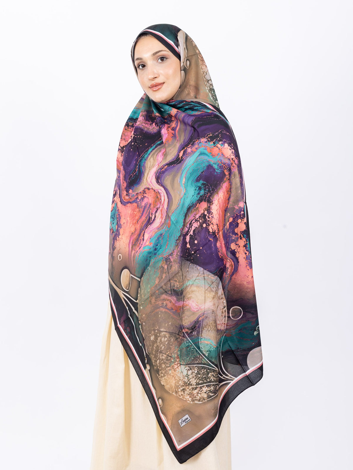 Mikro Soft Şal D010 Siyah-Taş, çiçekli desenli, 75 × 185 cm şal – görsel 2