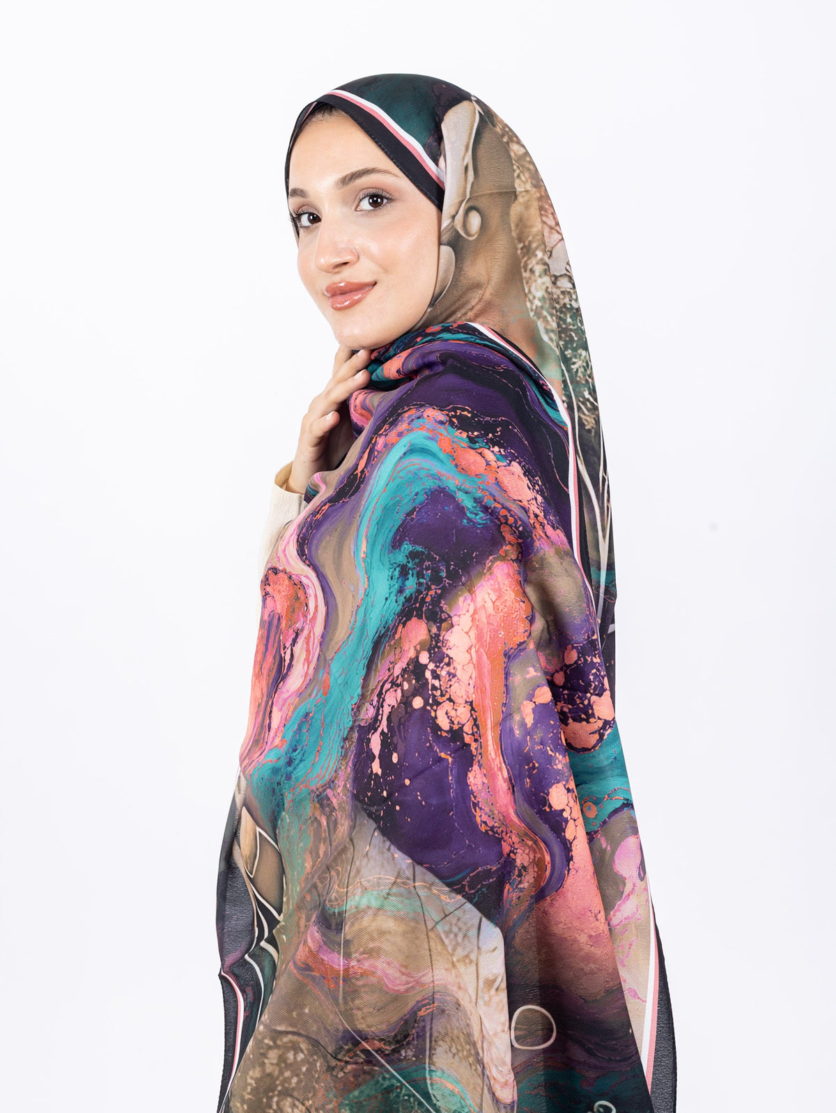 Mikro Soft Şal D010 Siyah-Taş, çiçekli desenli, 75 × 185 cm şal – görsel 3