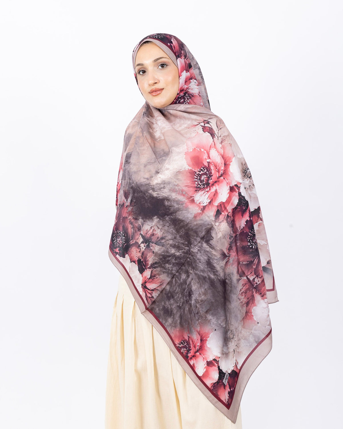 Mikro Soft Şal D005 Pudra, çiçekli desenli, 75 × 185 cm şal – görsel 2