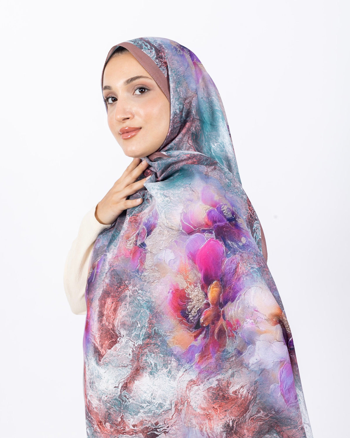 Mikro Soft Şal D009 Vizon, çiçekli desenli, 75 × 185 cm şal – görsel 2