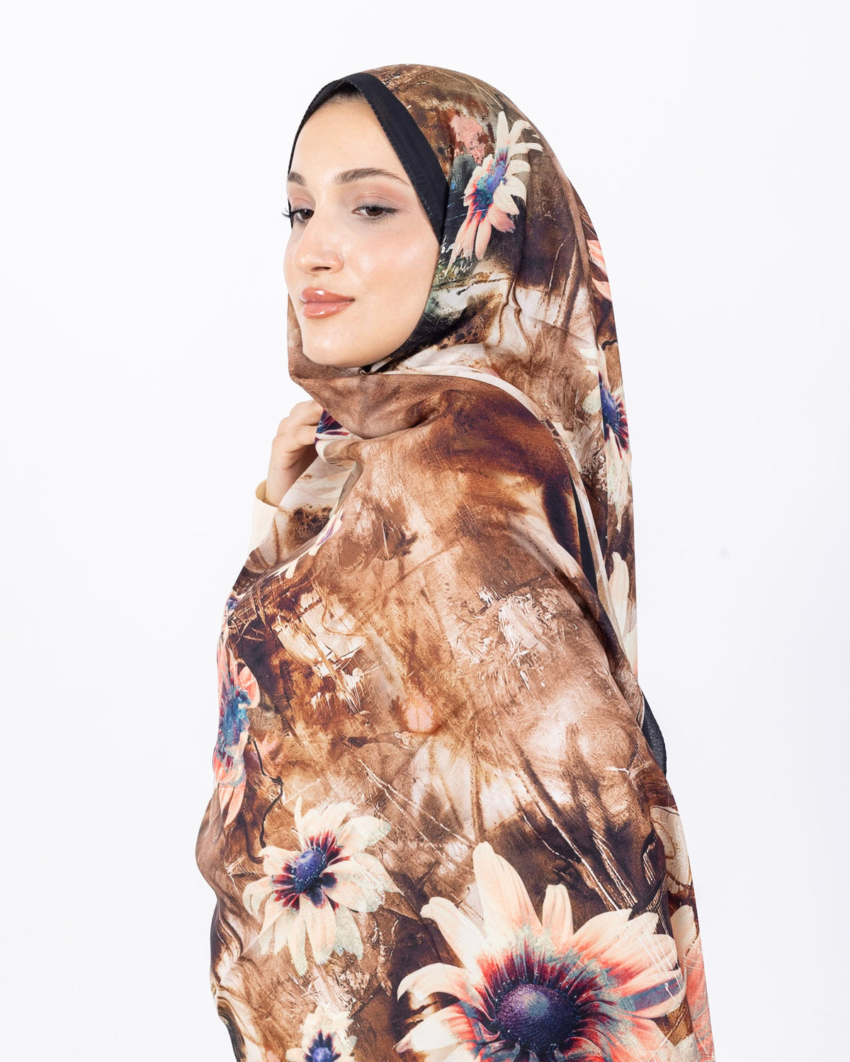 Mikro Soft Şal D002 Siyah-Kahve, çiçekli desenli, 75 × 185 cm şal – görsel 2