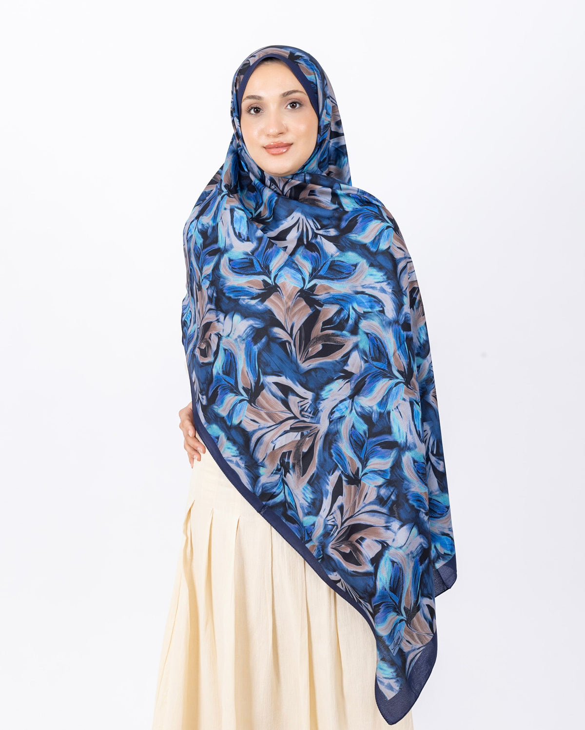 Mikro Soft Şal D011 Lacivert, çiçekli desenli, 75 × 185 cm şal – görsel 2
