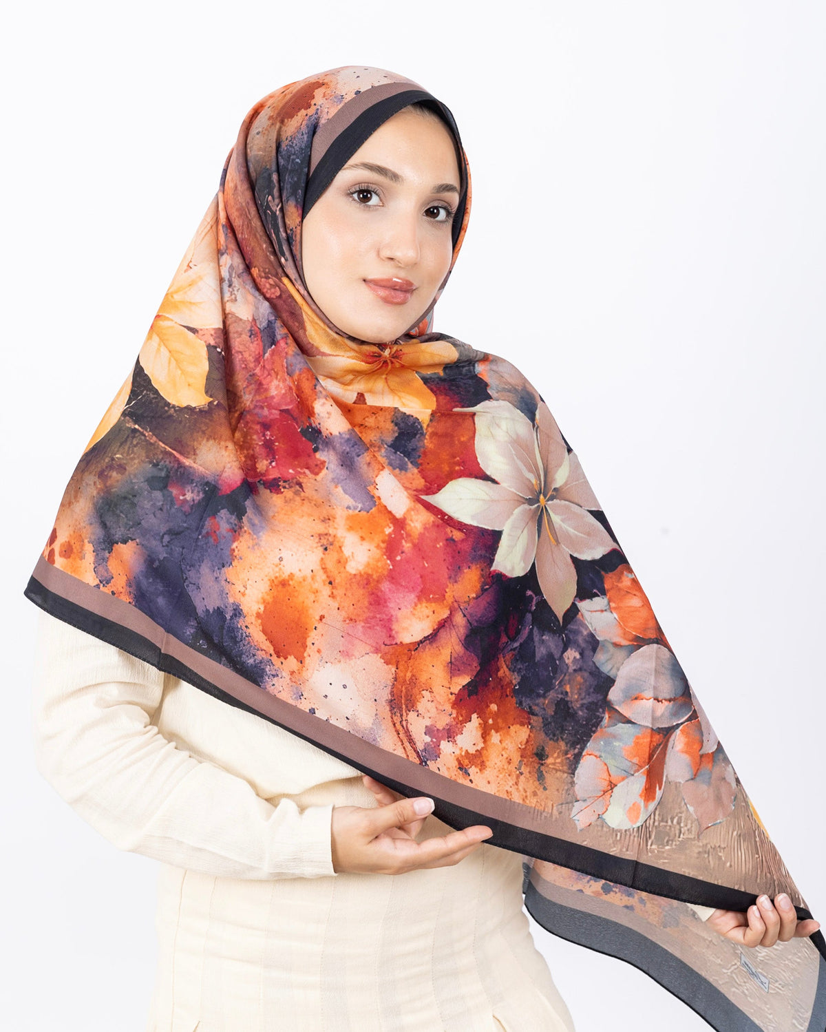 Mikro Soft Şal D013 Siyah-Kahve, çiçekli desenli, 75 × 185 cm şal – görsel 3