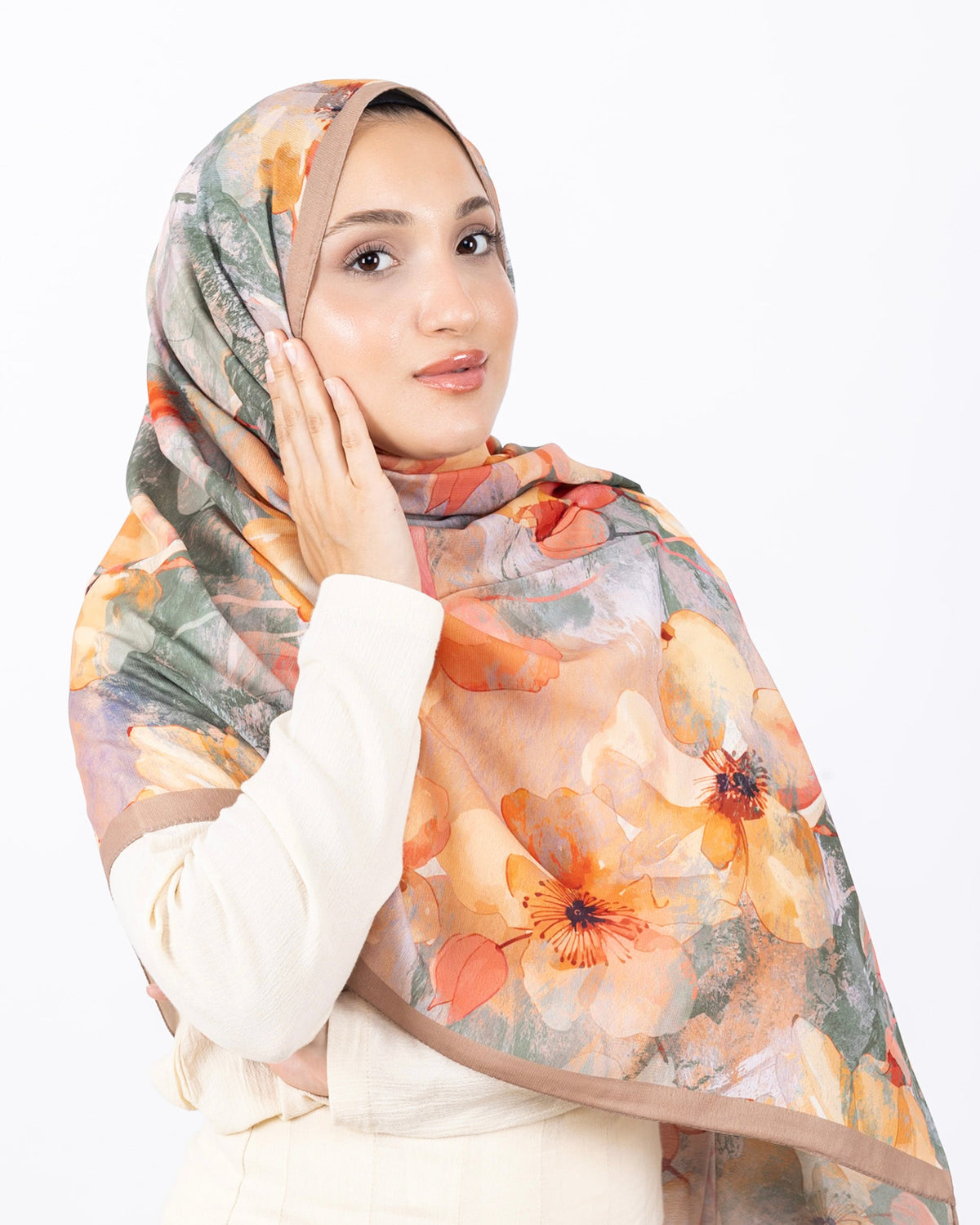 Mikro Soft Şal D015 Bej, çiçekli desenli, 75 × 185 cm şal – görsel 1