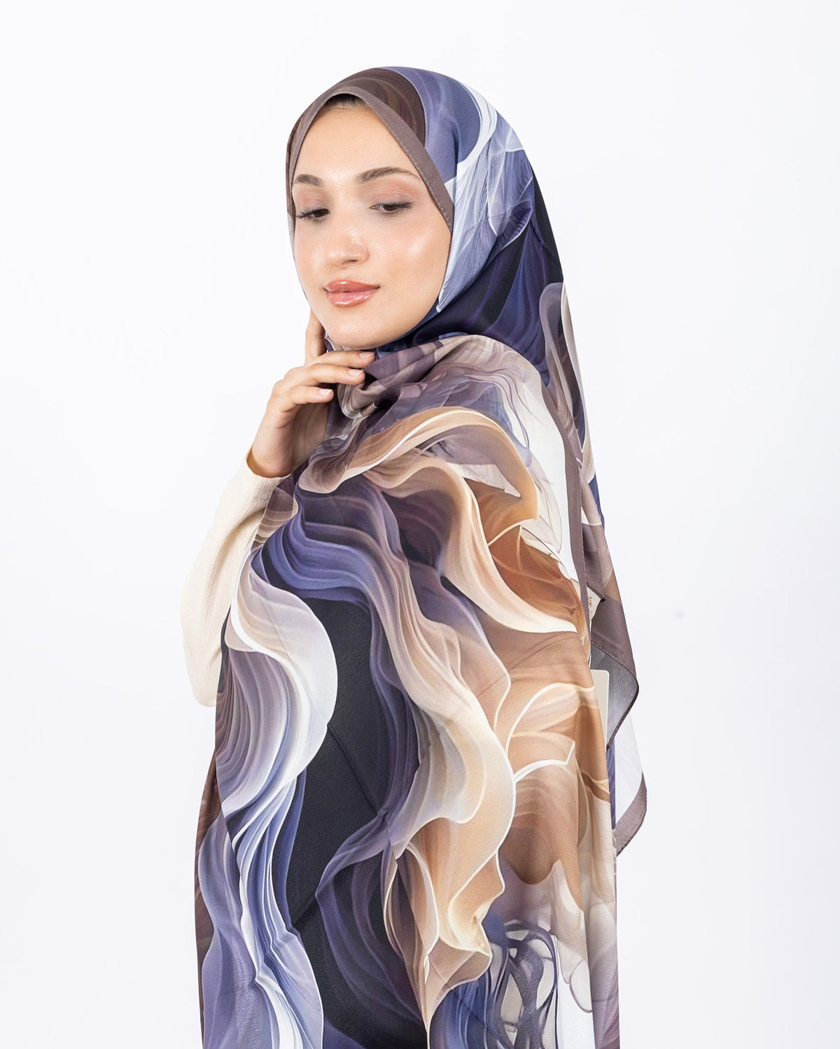 Mikro Soft Şal D012 Vizon-Lila, çiçekli desenli, 75 × 185 cm şal – görsel 2