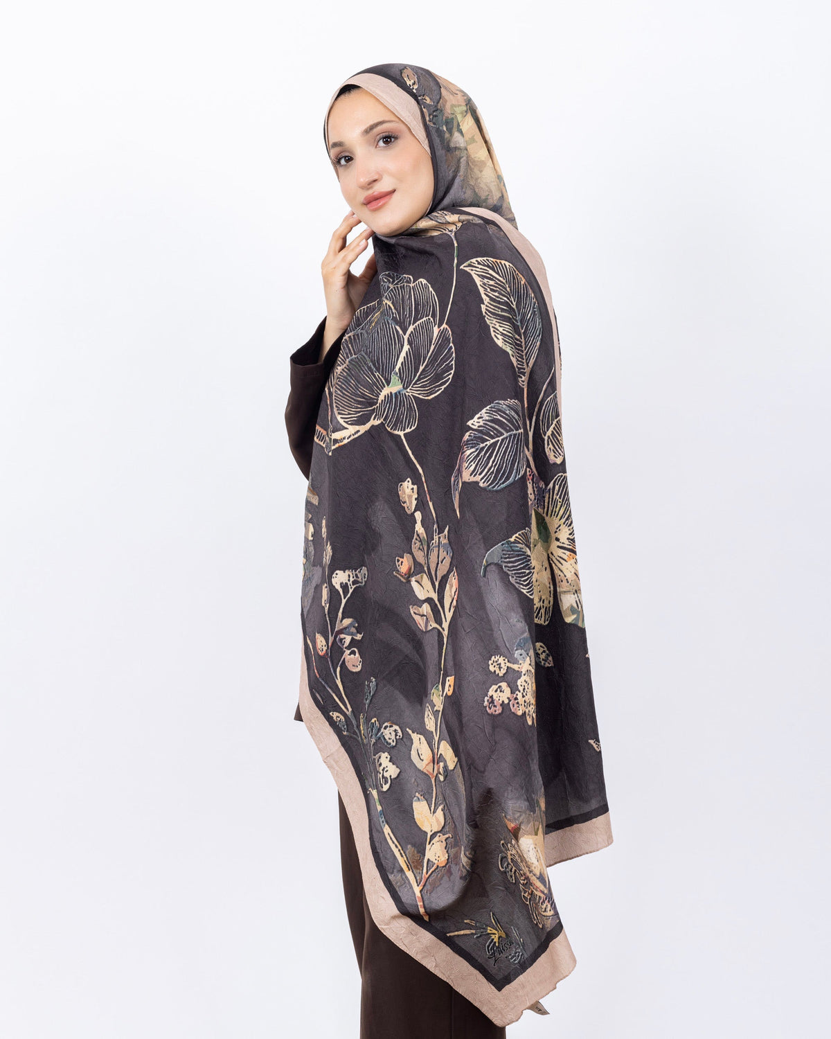 Mikro Bambu Kraş Şal D025 Bej, çiçekli desenli, 75 × 185 cm şal – görsel 2