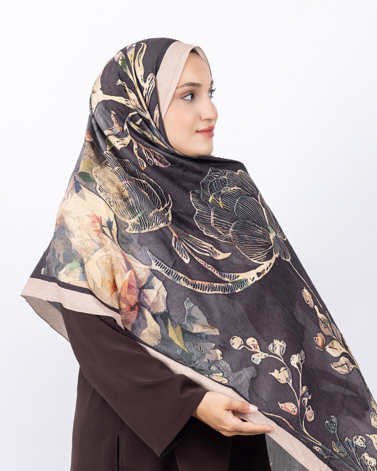 Mikro Bambu Kraş Şal D025 Bej, çiçekli desenli, 75 × 185 cm şal – görsel 3