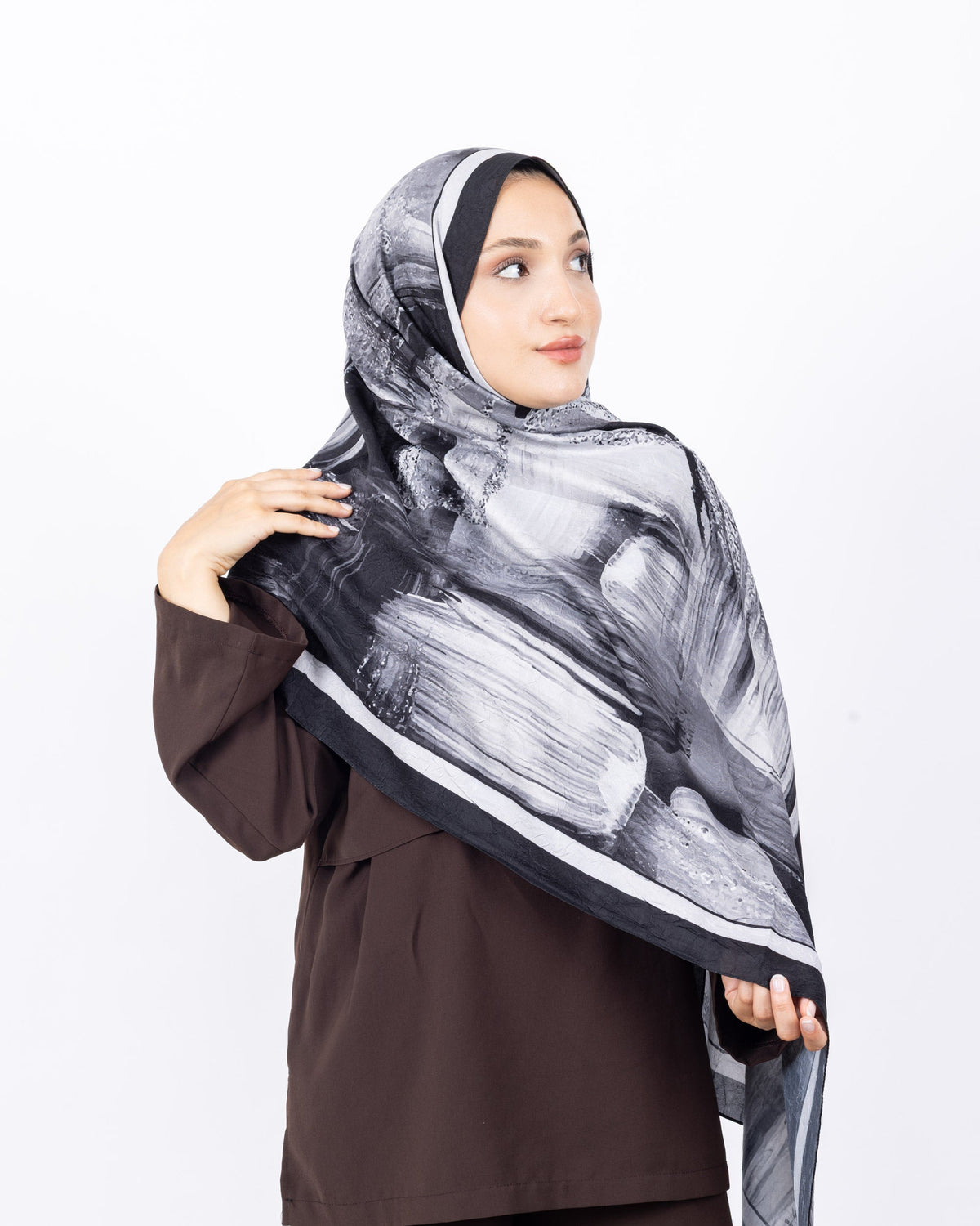 Mikro Bambu Kraş Şal D021 Siyah-Gri, 75 × 185 cm şal – görsel 3