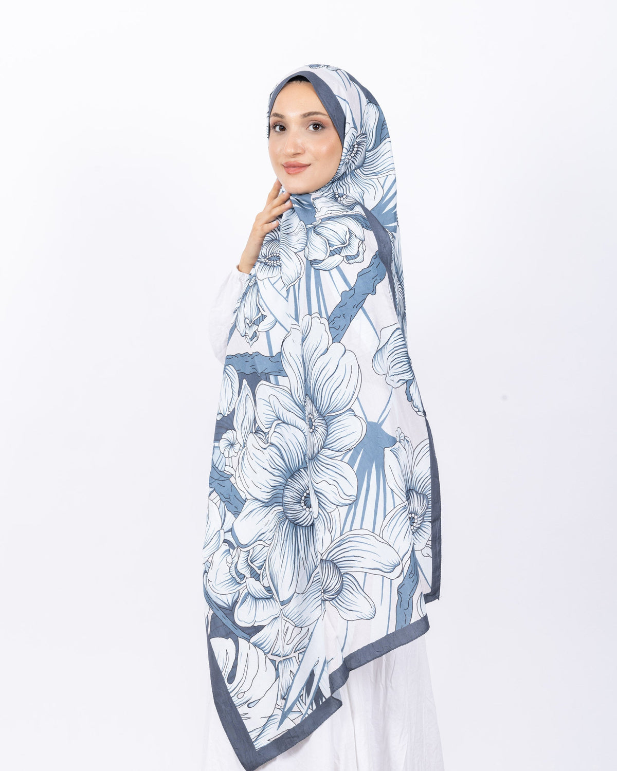 Mikro Bambu Kraş Şal D024 Koyu Gri, çiçekli desenli, 75 × 185 cm şal – görsel 2