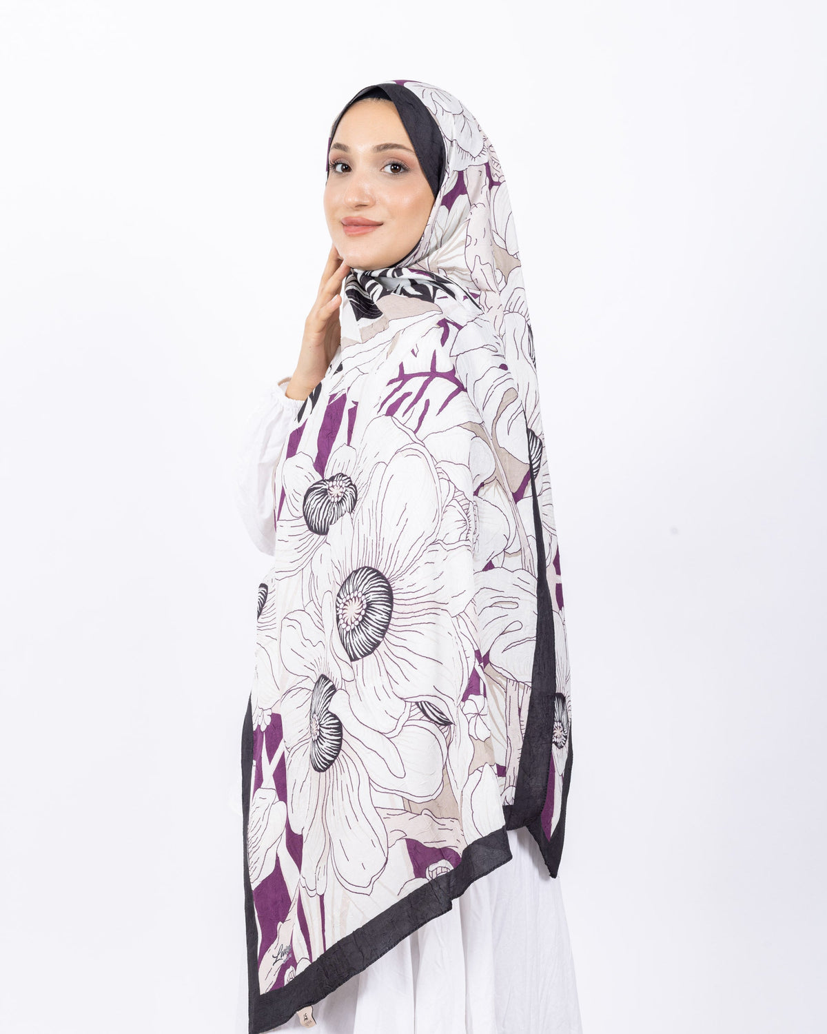 Mikro Bambu Kraş Şal D024 Siyah-Fuşya, çiçekli desenli, 75 × 185 cm şal – görsel 2