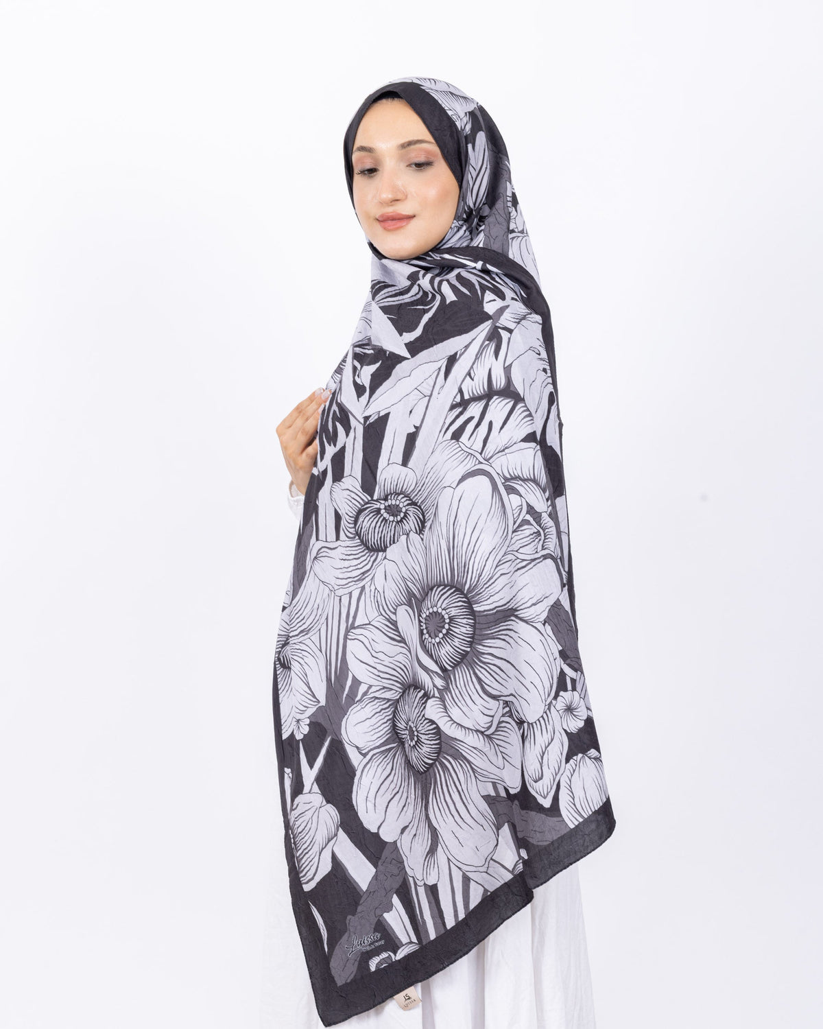 Mikro Bambu Kraş Şal D024 Siyah-Gri, çiçekli desenli, 75 × 185 cm şal – görsel 1