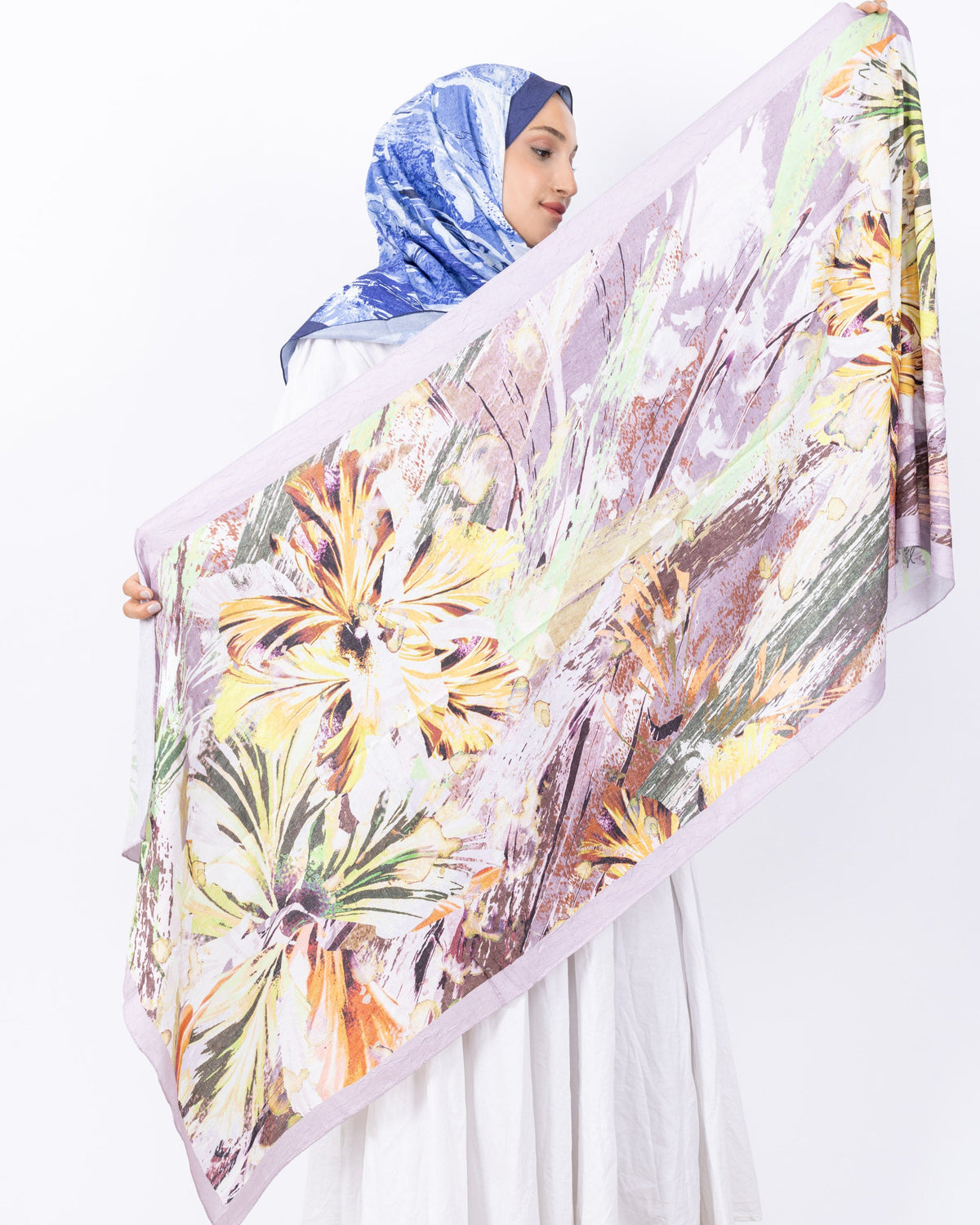 Mikro Bambu Kraş Şal D020 Petrol Mavisi, çiçekli desenli, 75 × 185 cm şal – görsel 5
