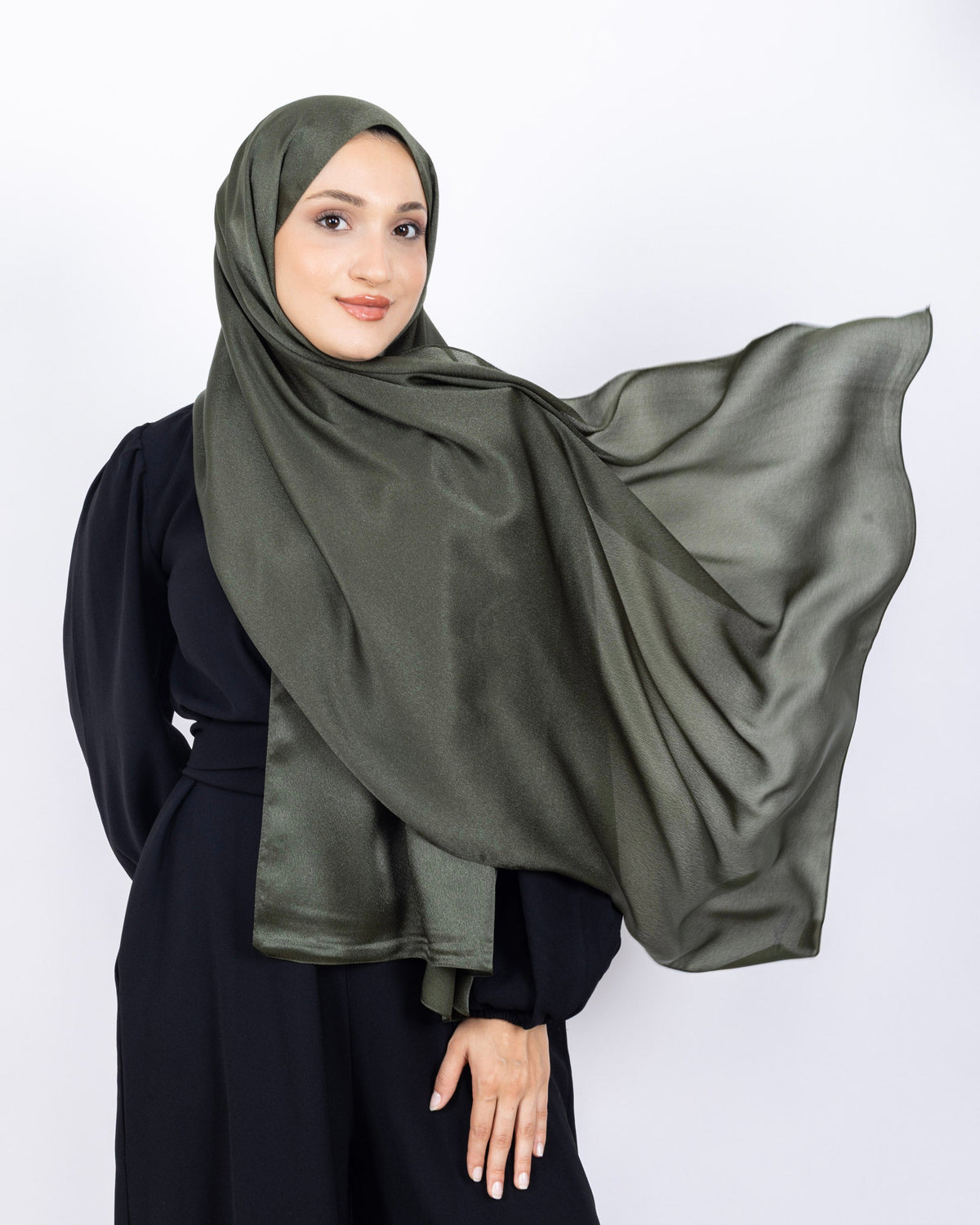 Düz Kristal Şal D019 Haki Yeşili, düz desenli, 75 × 185 cm şal – görsel 3