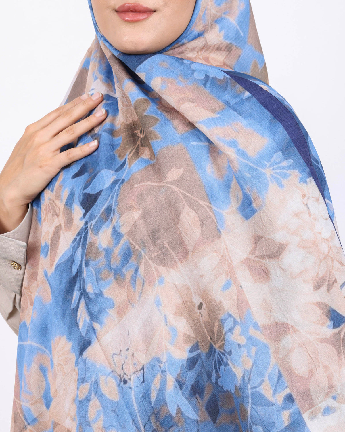 Soft Bambu Kraş Şal D042 Lacivert, çiçekli desenli, 75 × 185 cm şal – görsel 4