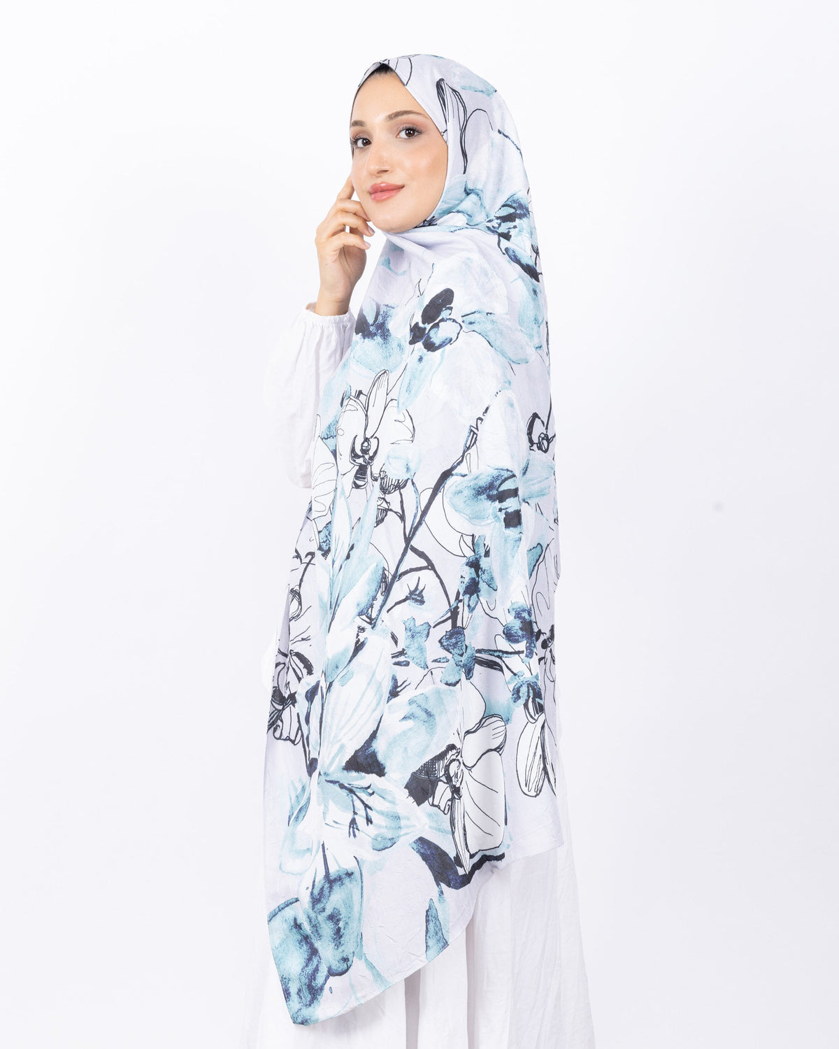 Mikro Bambu Kraş Şal D031 Beyaz Mint Yeşili, çiçekli desenli, 75 × 185 cm şal – görsel 3