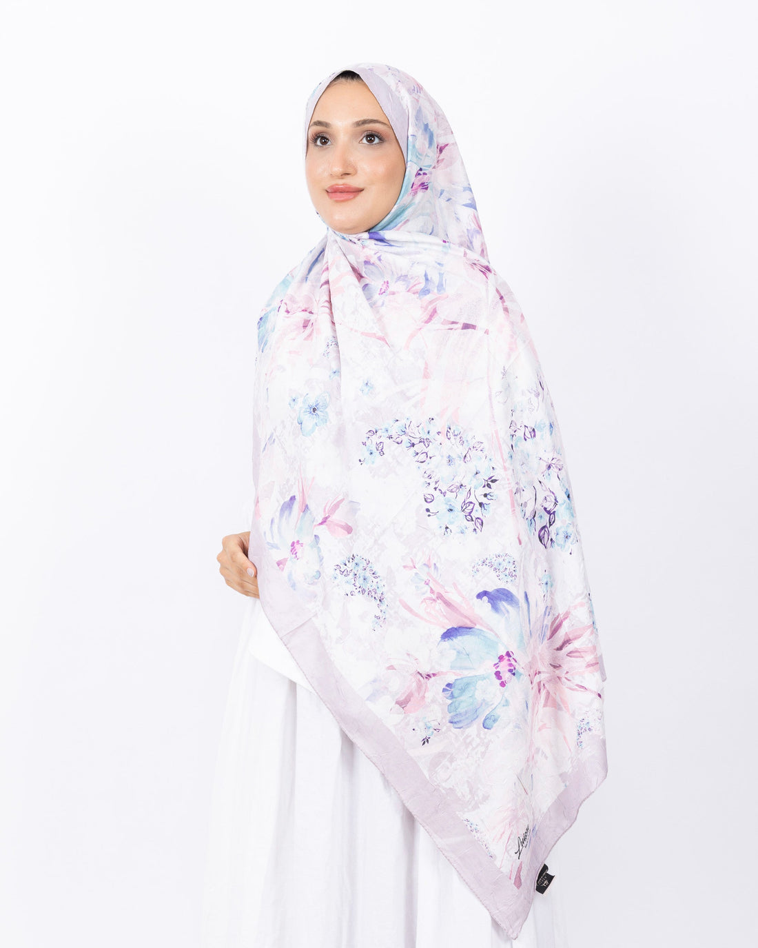 Mikro Bambu Kraş Şal D029 Lila, çiçekli desenli, 75 × 185 cm şal – görsel 2