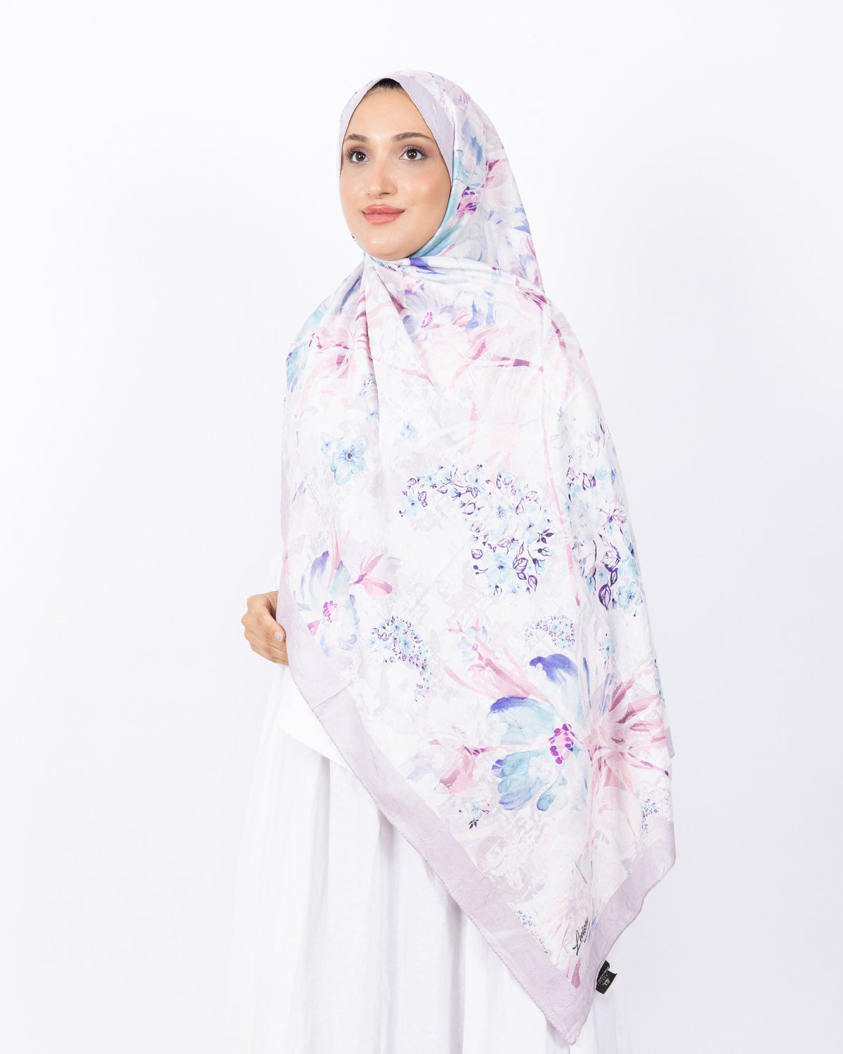 Mikro Bambu Kraş Şal D029 Lila, çiçekli desenli, 75 × 185 cm şal – görsel 2