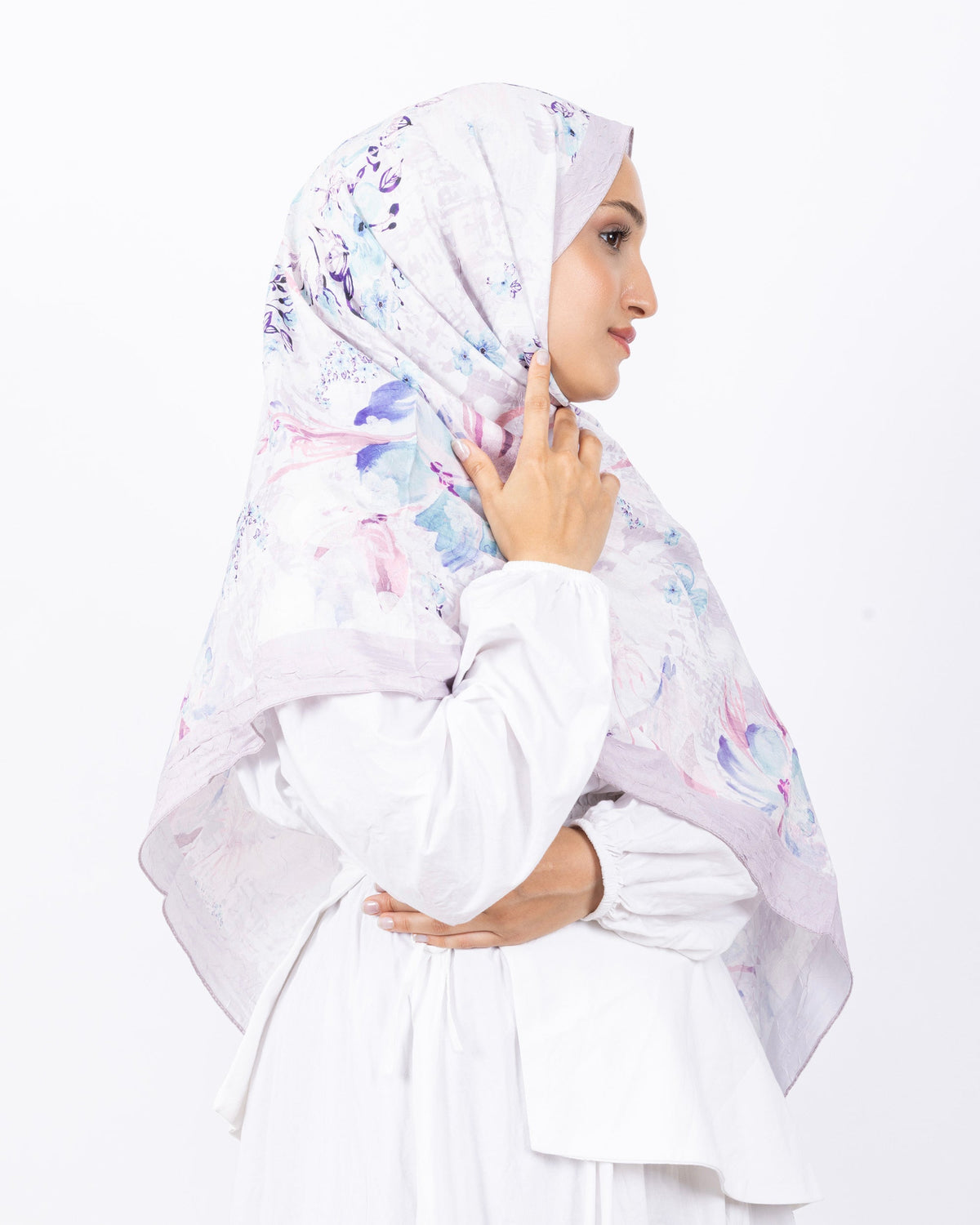 Mikro Bambu Kraş Şal D029 Lila, çiçekli desenli, 75 × 185 cm şal – görsel 4