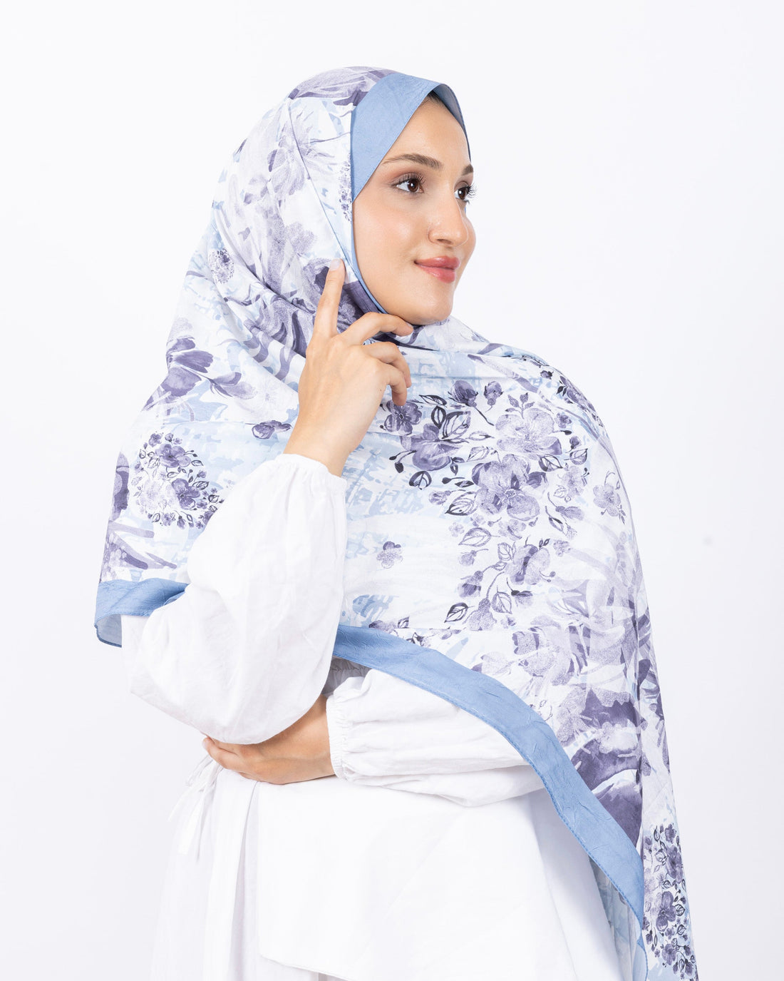 Mikro Bambu Kraş Şal D029 Mavi, çiçekli desenli, 75 × 185 cm şal – görsel 1