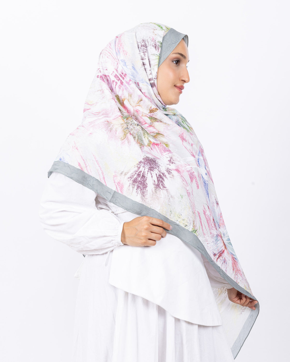 Mikro Bambu Kraş Şal D027 Su Yeşili, çiçekli desenli, 75 × 185 cm şal – görsel 4