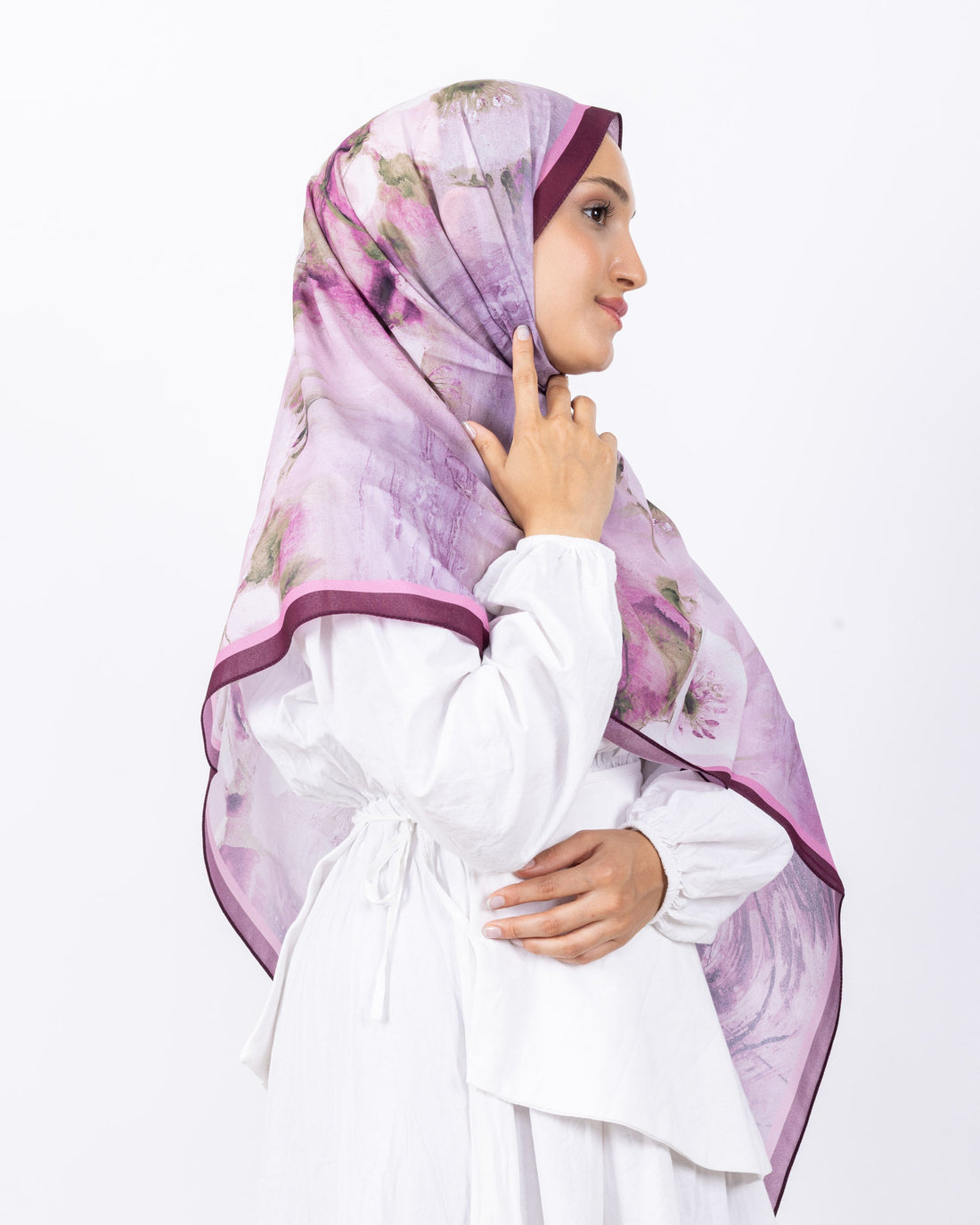 Fransız İpeği D018 Mürdüm, çiçekli desenli, 75 × 185 cm şal – görsel 1