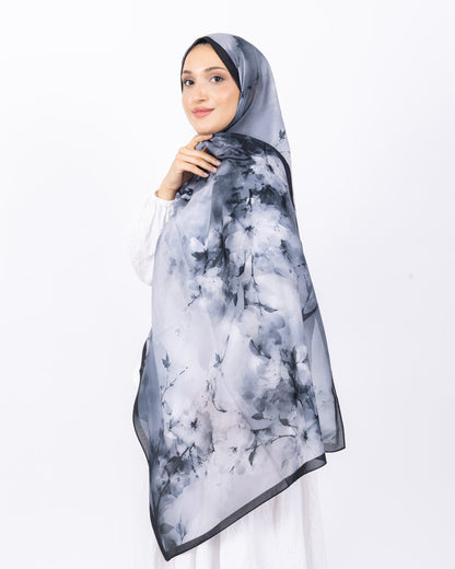 Fransız İpeği D017 Siyah-Gri, çiçekli desenli, 75 × 185 cm şal – görsel 1