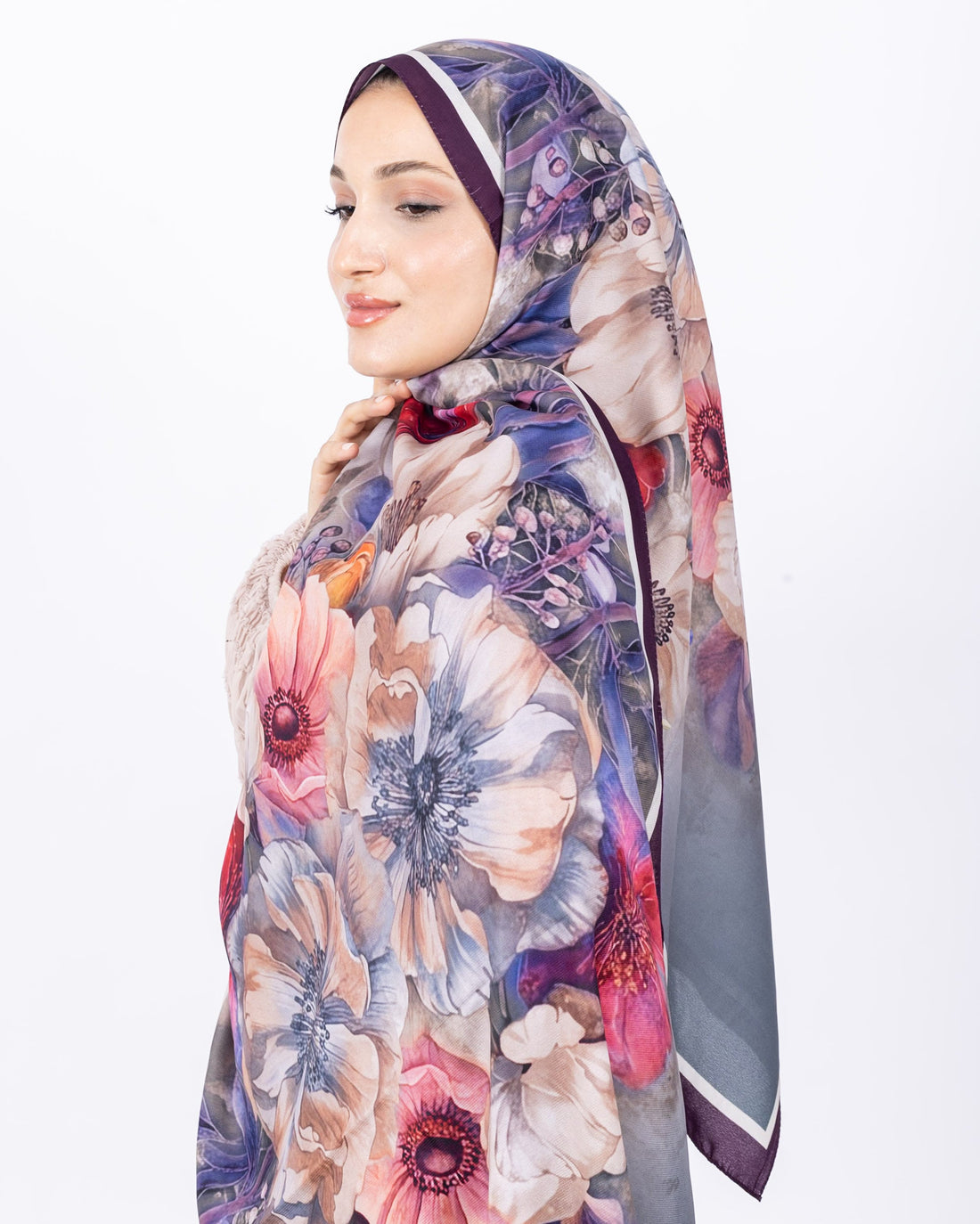 Mikro Soft Şal D006 Mürdüm, çiçekli desenli, 75 × 185 cm şal – görsel 1