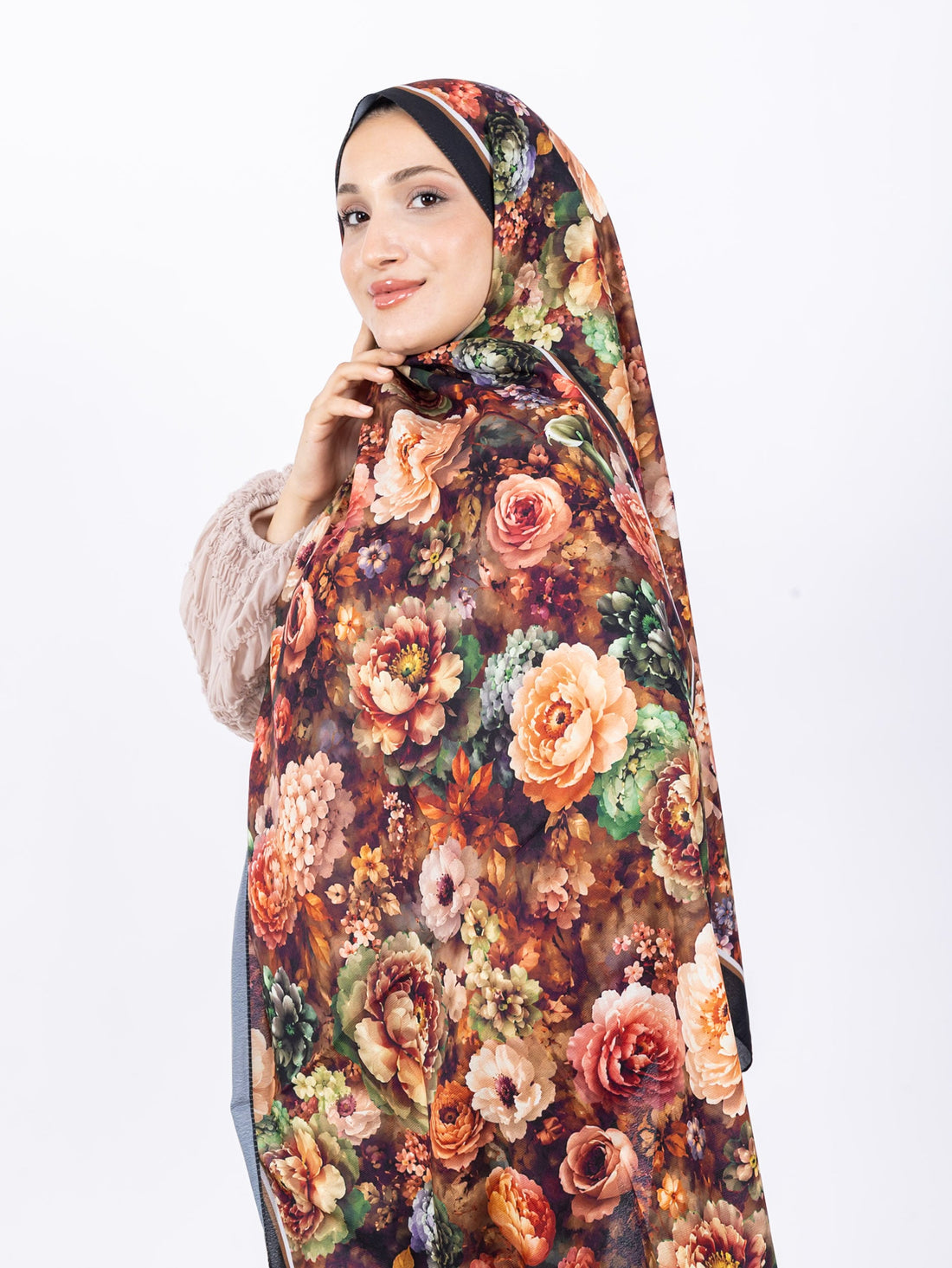 Mikro Soft Şal D001 Siyah-Kahve, çiçekli desenli, 75 × 185 cm şal – görsel 2