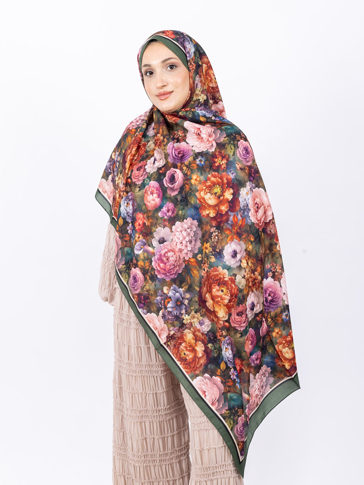 Mikro Soft Şal D001 Zümrüt Yeşili, çiçekli desenli, 75 × 185 cm şal – görsel 2