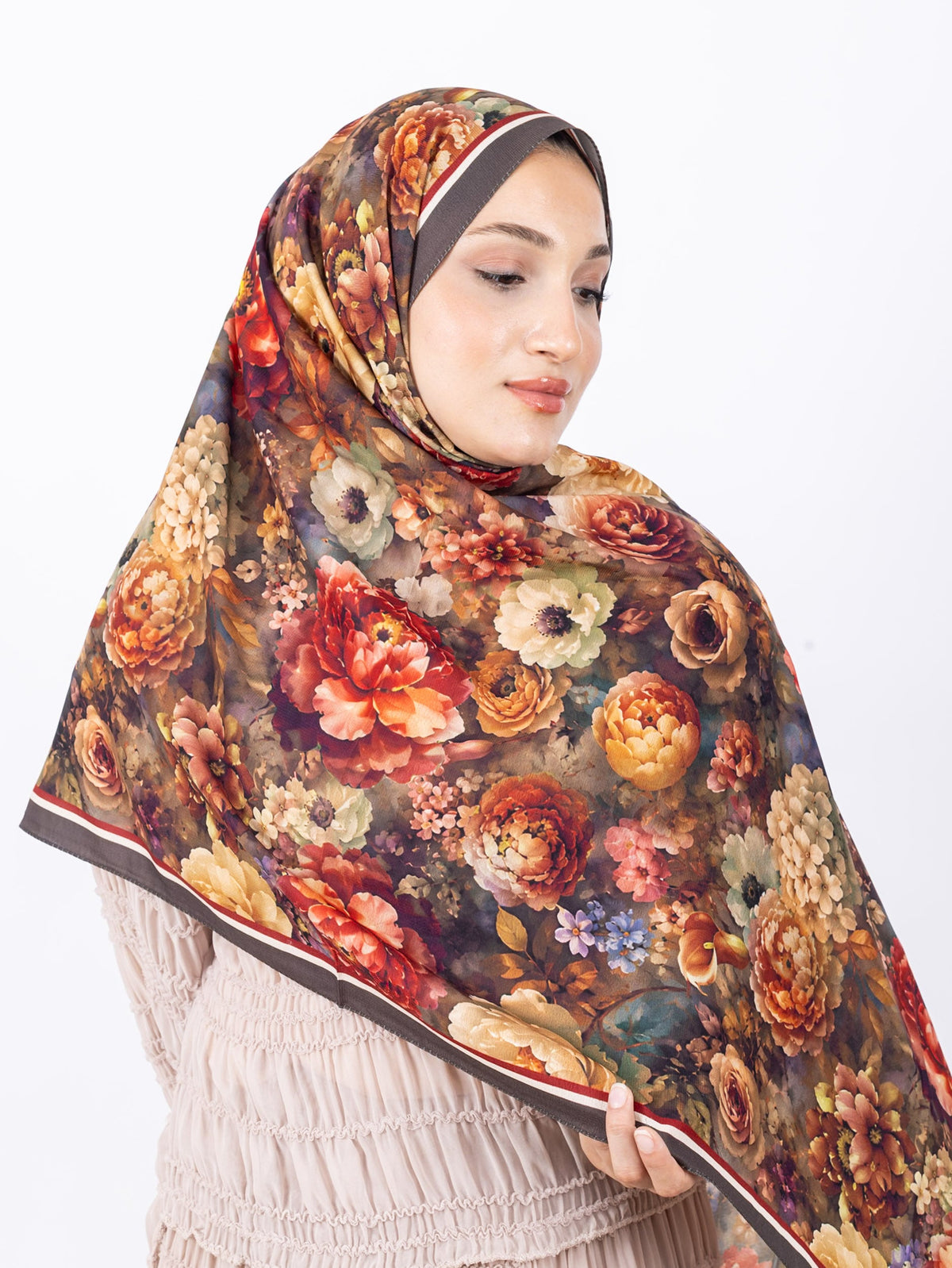 Mikro Soft Şal D001 Kahve, çiçekli desenli, 75 × 185 cm şal – görsel 3