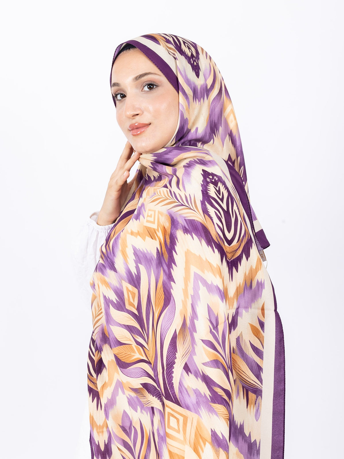 Mikro Soft Şal D008 Mürdüm, çiçekli desenli, 75 × 185 cm şal – görsel 3