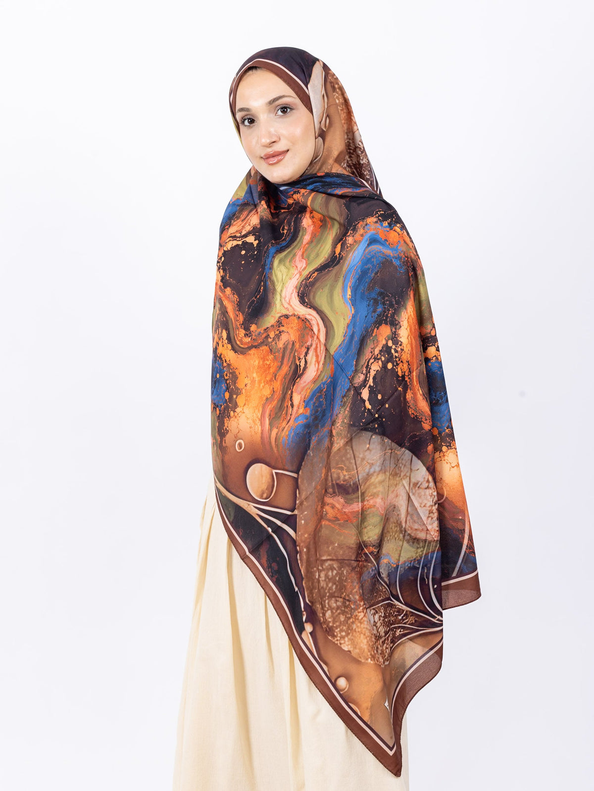 Mikro Soft Şal D010 Kahverengi, çiçekli desenli, 75 × 185 cm şal – görsel 2