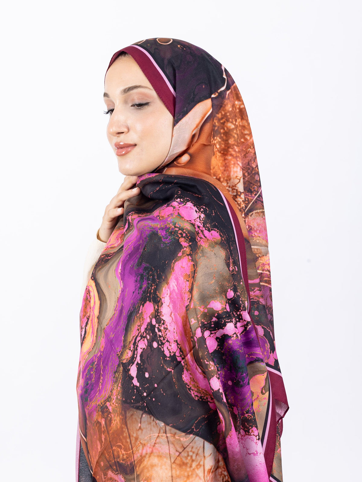 Mikro Soft Şal D010 Mürdüm, çiçekli desenli, 75 × 185 cm şal – görsel 1