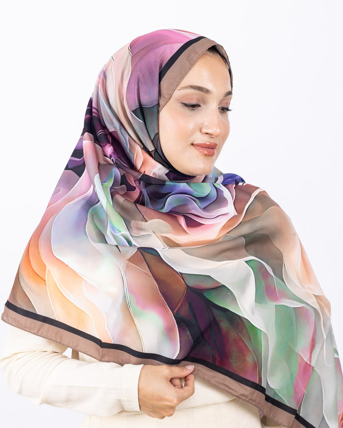 Mikro Soft Şal D007 Vizon, çiçekli desenli, 75 × 185 cm şal – görsel 4
