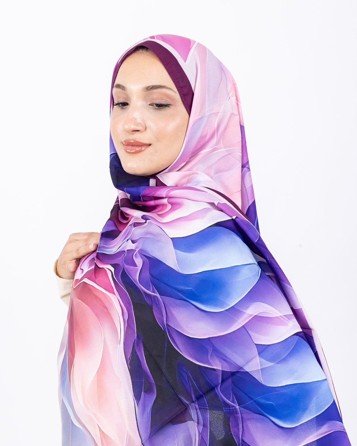 Mikro Soft Şal D007 Mürdüm, çiçekli desenli, 75 × 185 cm şal – görsel 4