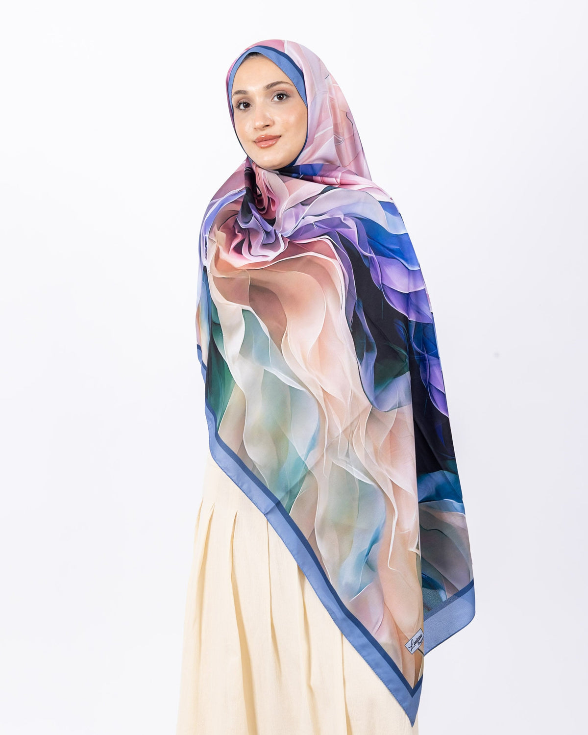 Mikro Soft Şal D007 İndigo Mavi, çiçekli desenli, 75 × 185 cm şal – görsel 2