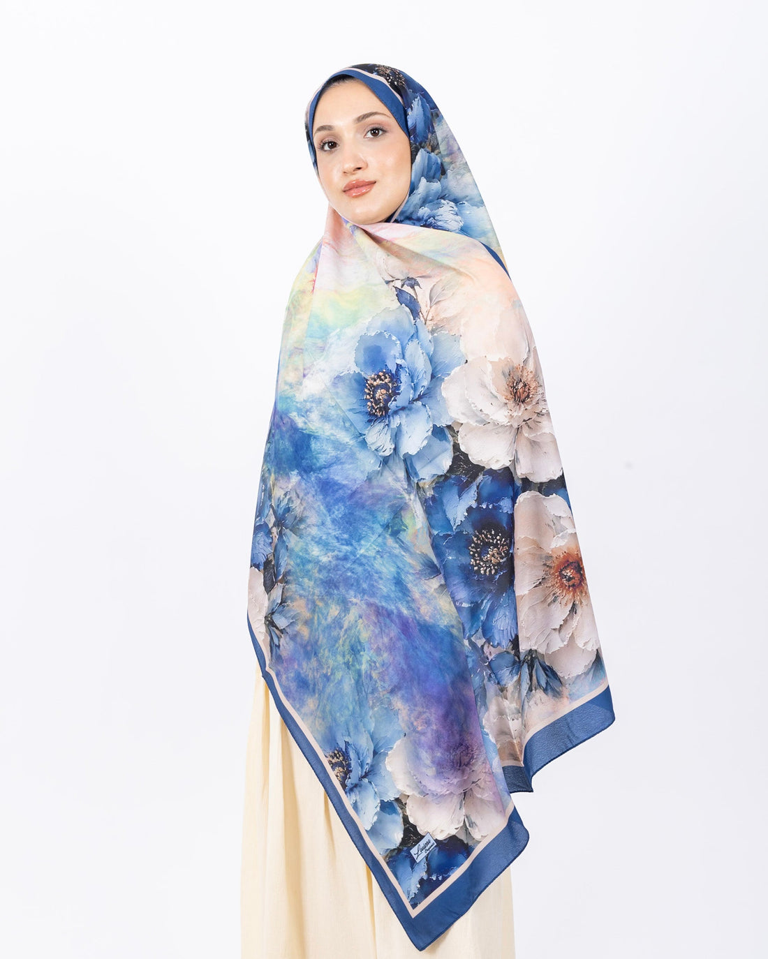 Mikro Soft Şal D005 İndigo Mavi, çiçekli desenli, 75 × 185 cm şal – görsel 2
